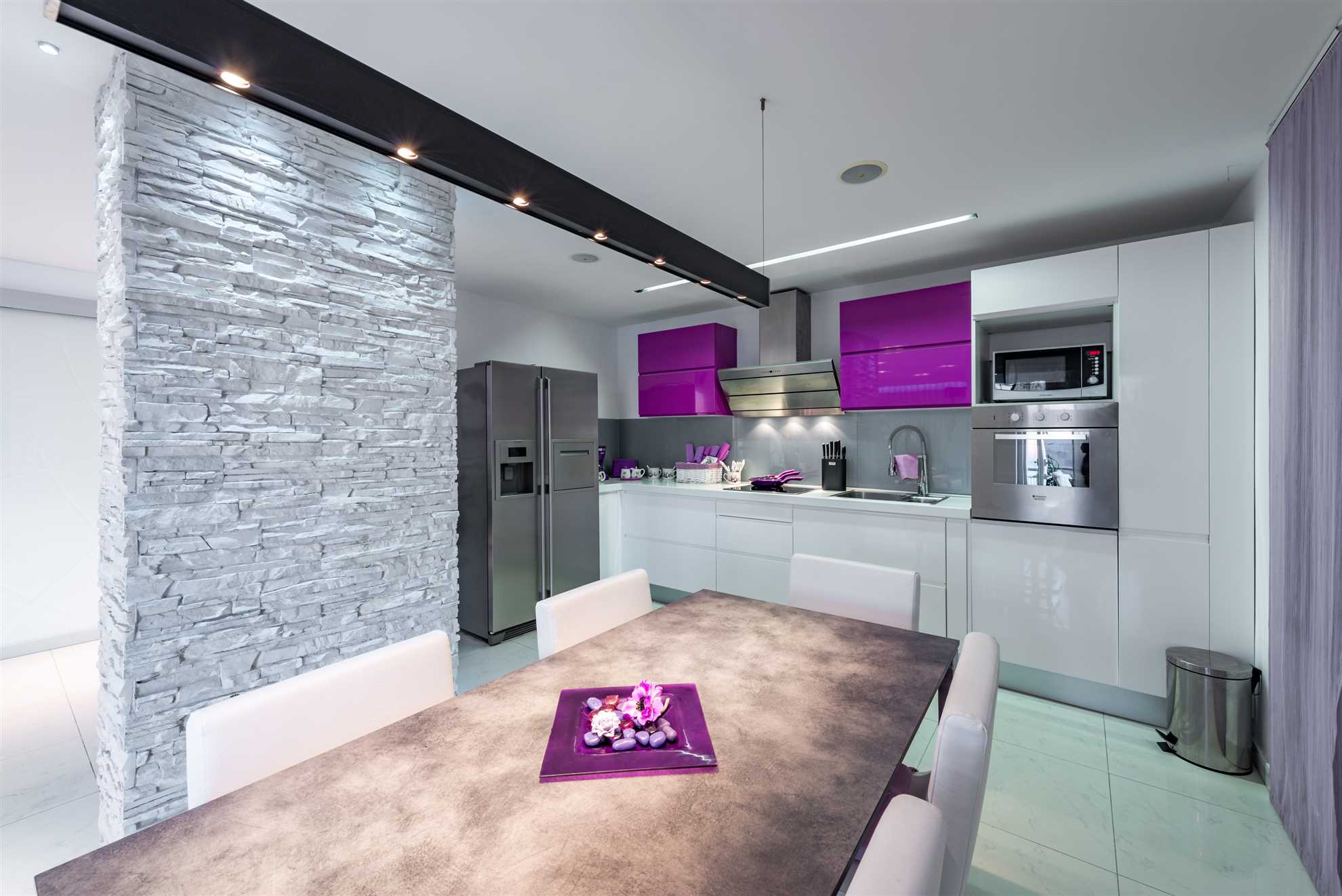 Apartment Violet