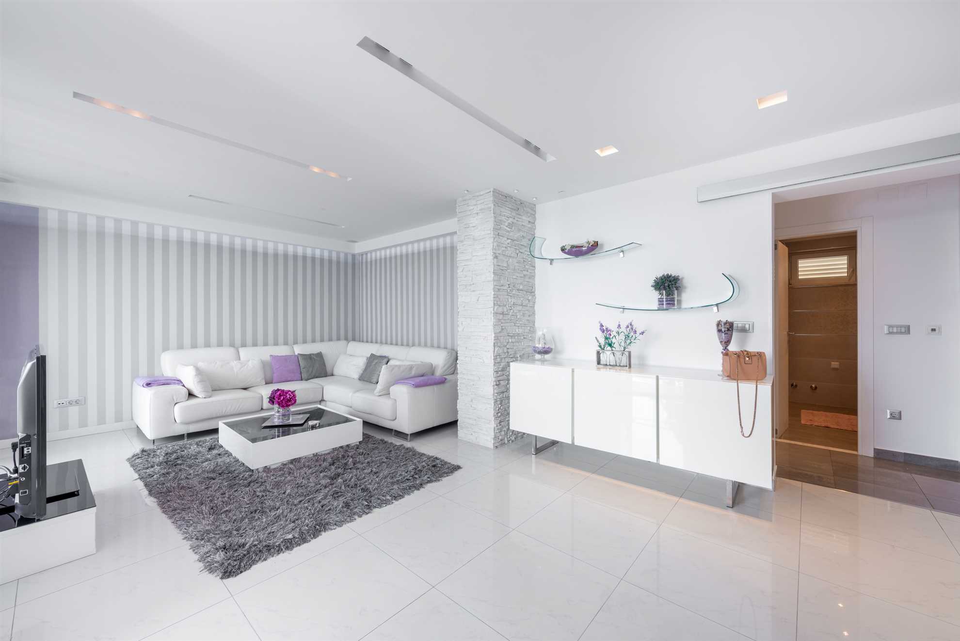 Apartment Violet