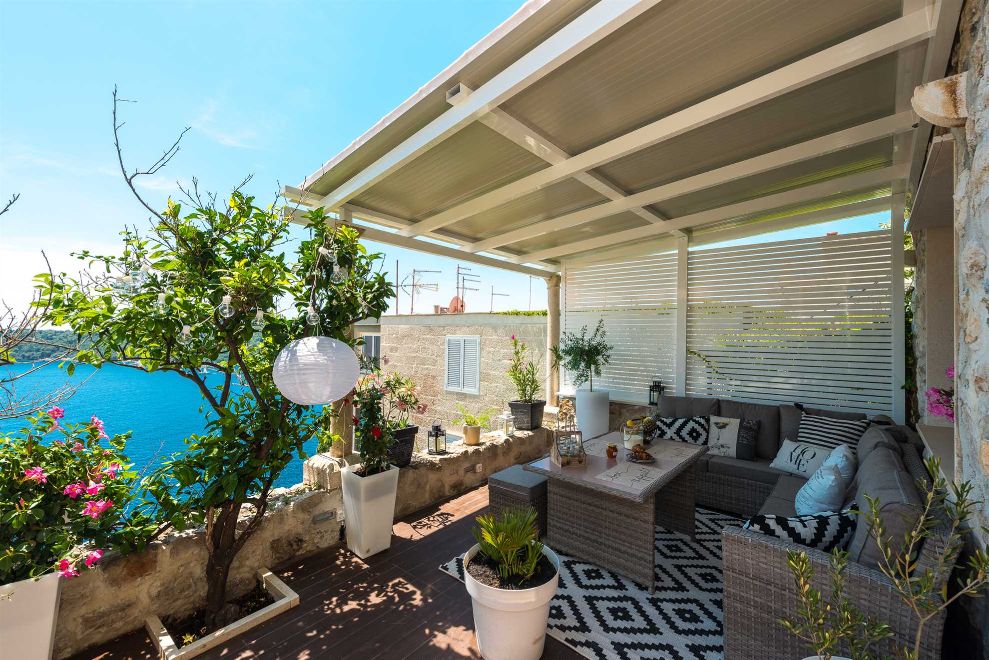 Apartment Oasis