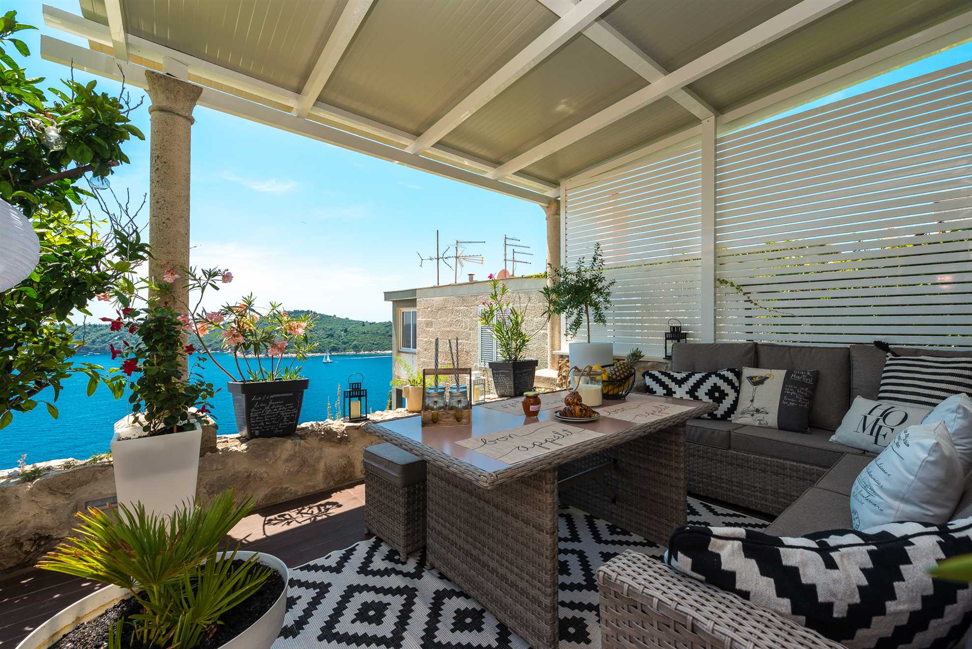 Apartment Oasis
