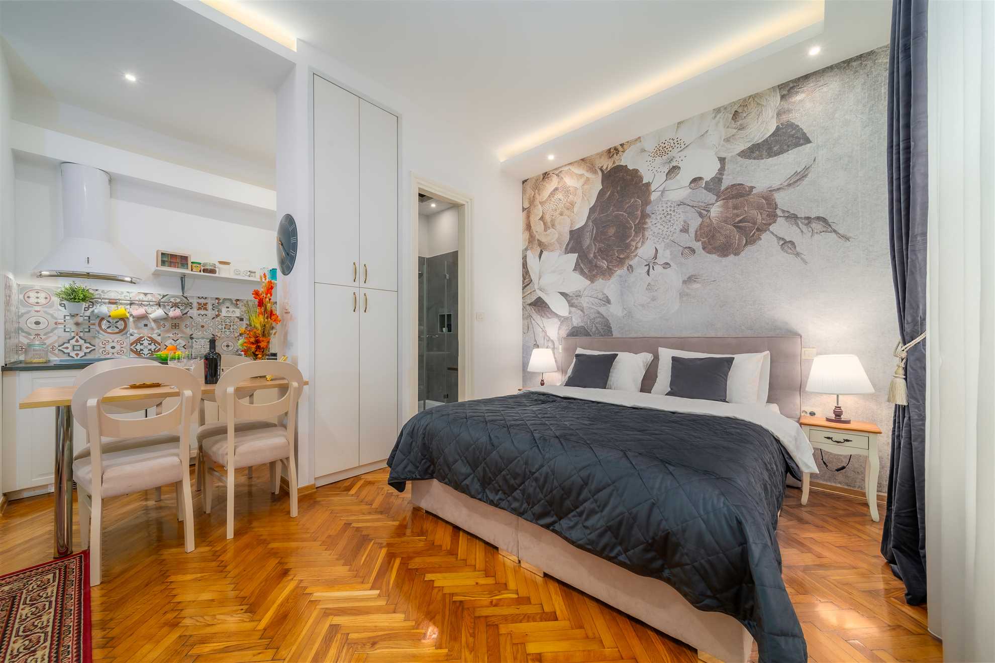 Aurelia Antik S1 ZAGREB