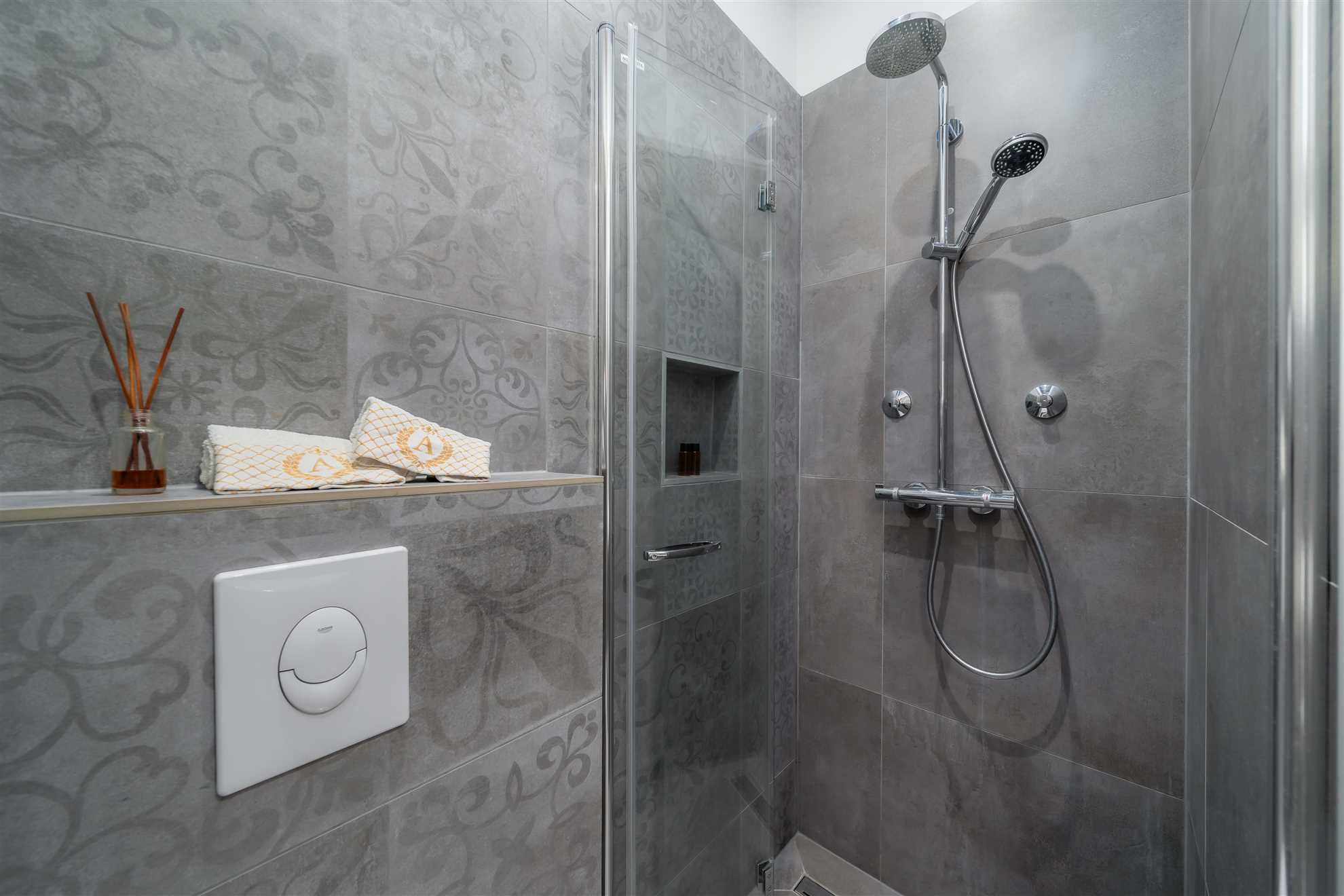 Aurelia Antik S3 ZAGREB