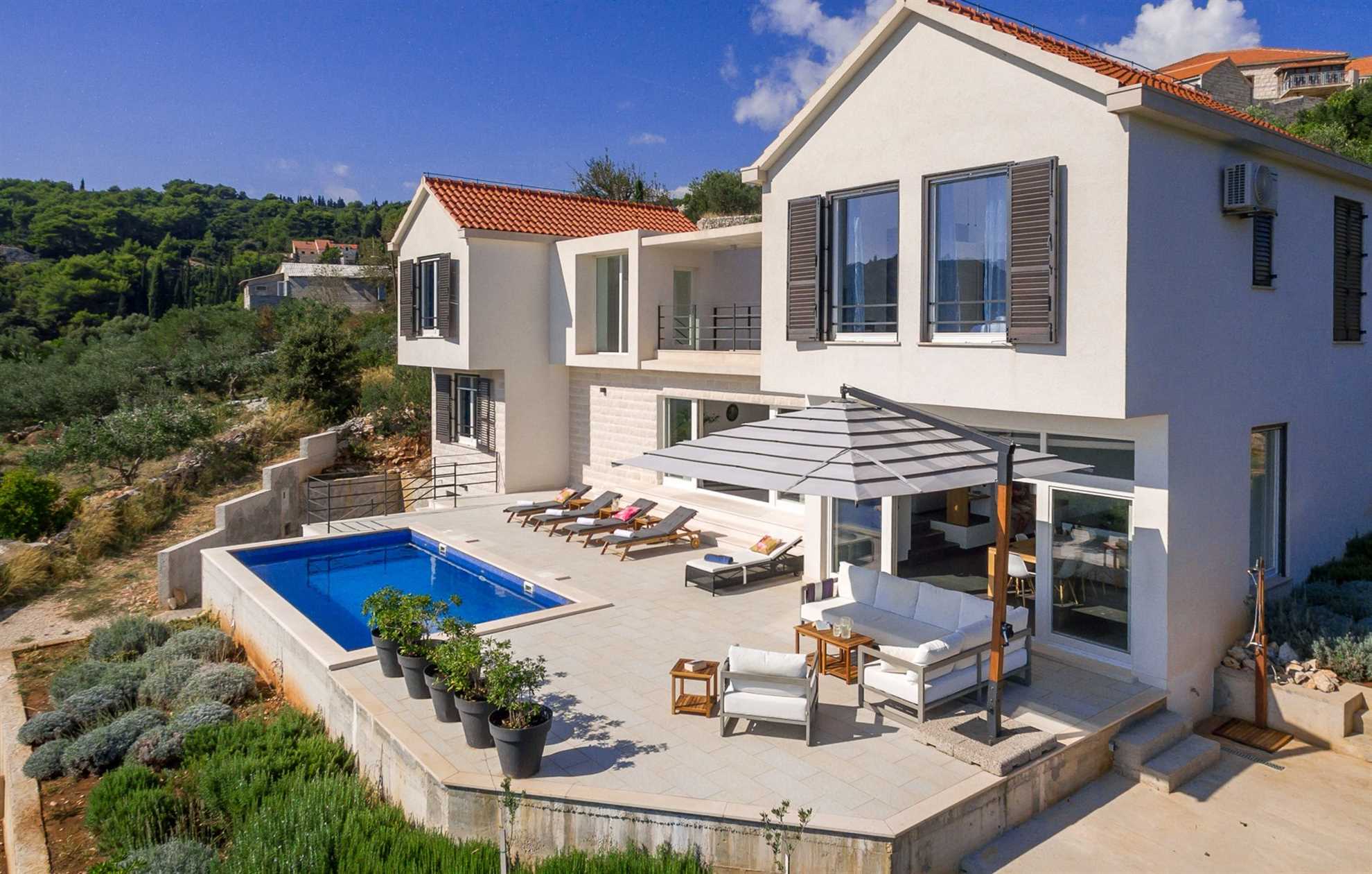 Villa Andora, Modern Villa in Selca