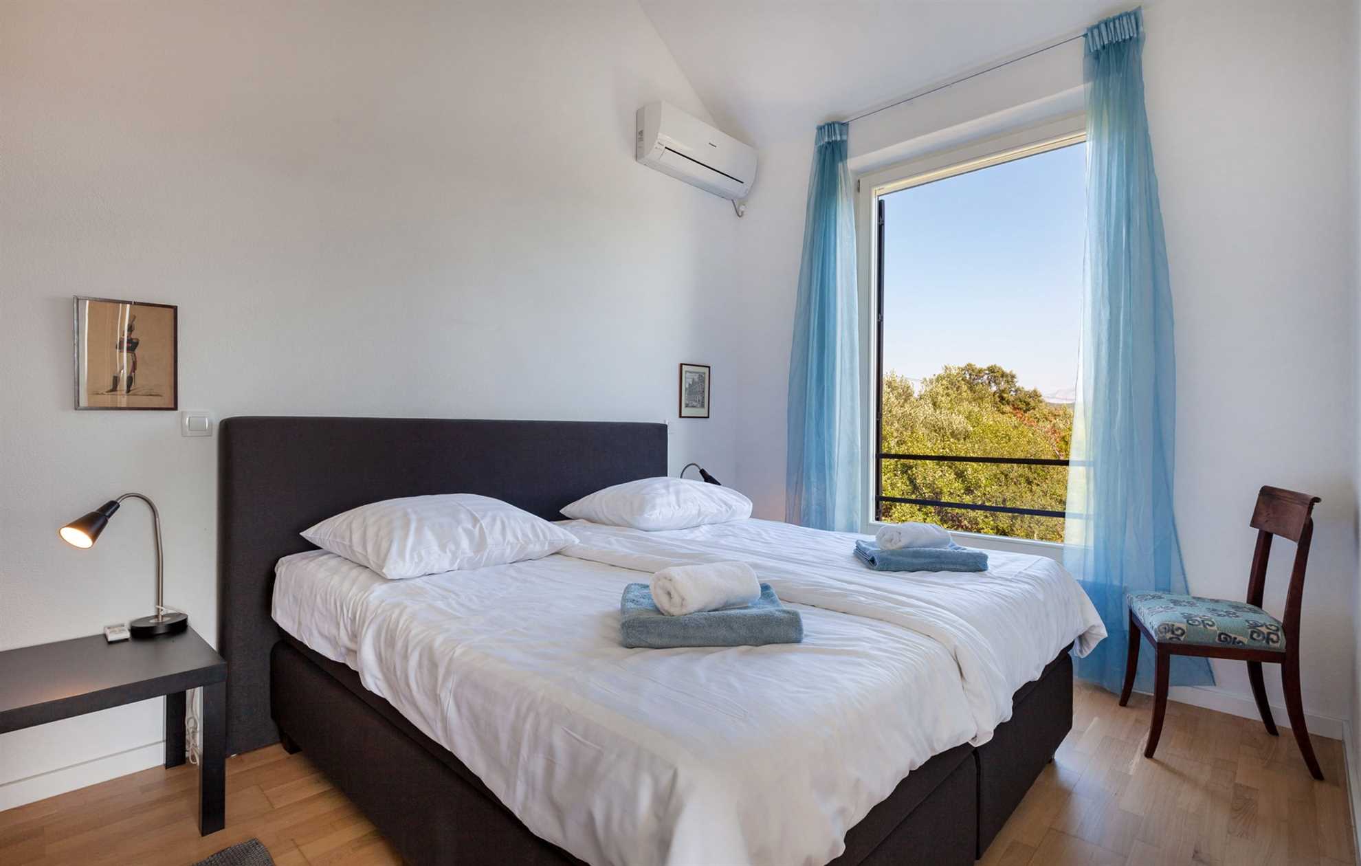 Villa Andora, Modern Villa in Selca