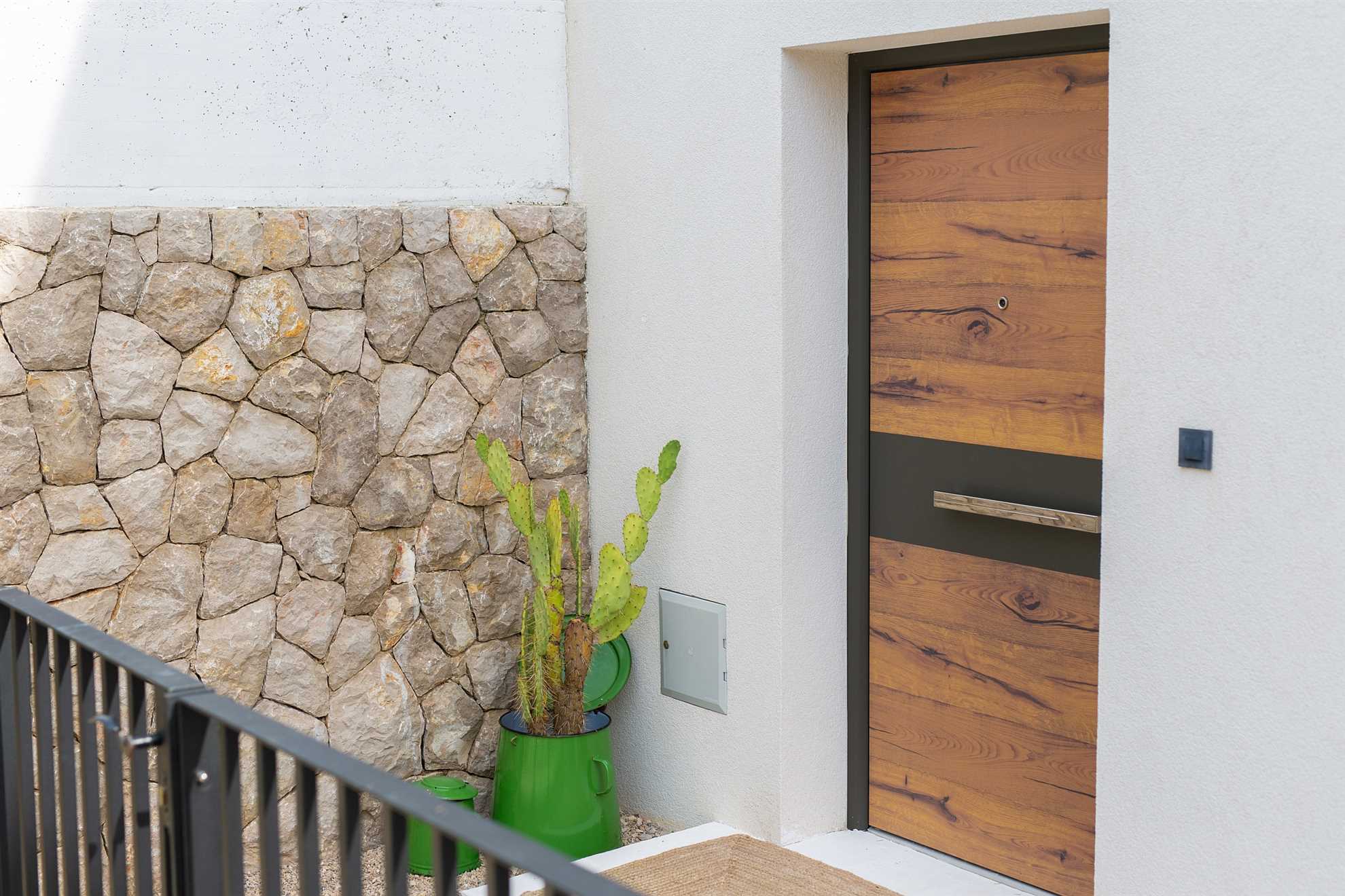 Villa Kucha 26b z bazenom in s čudovitim pogledom na morje