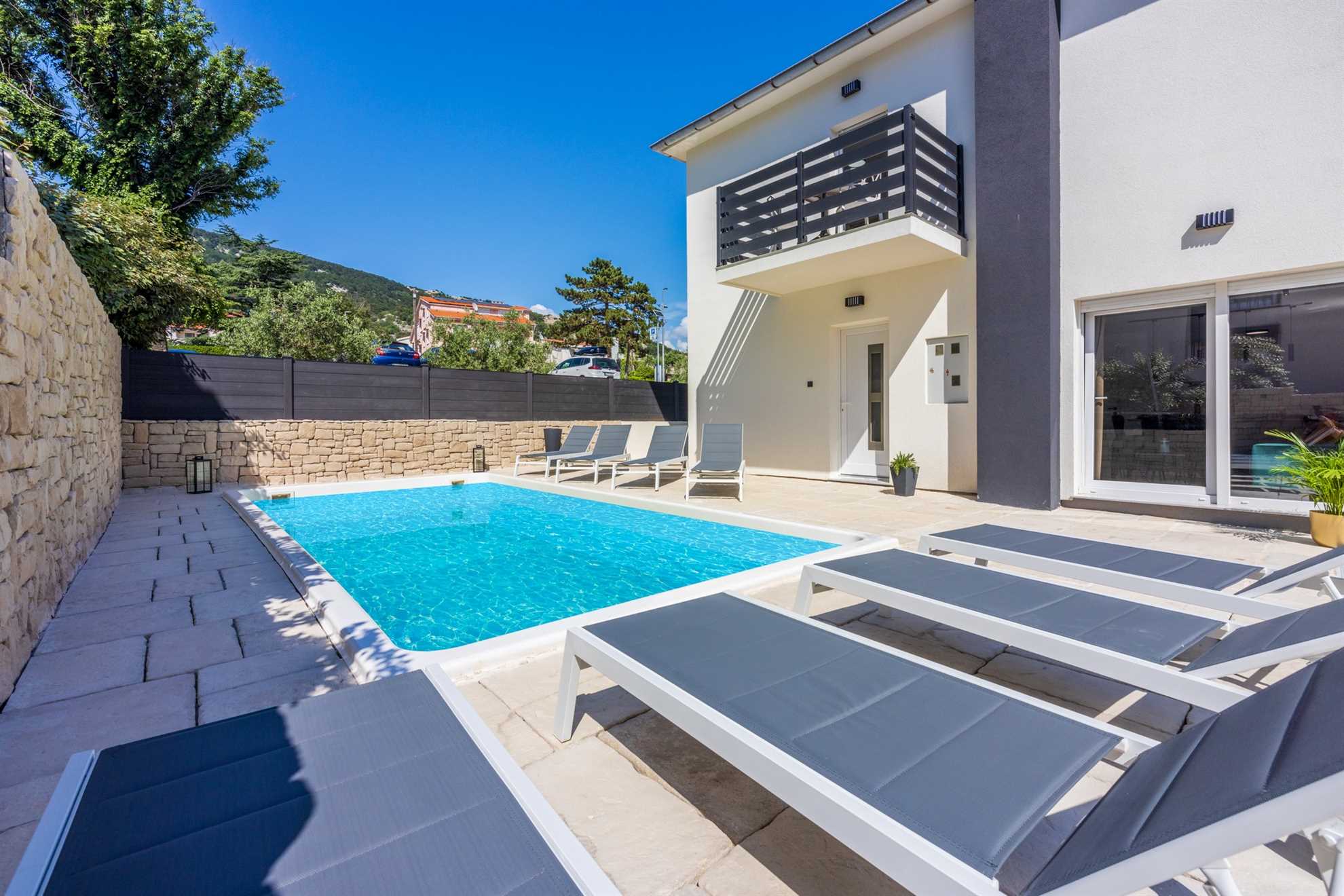 Villa Soleil am Meer mit privatem Pool