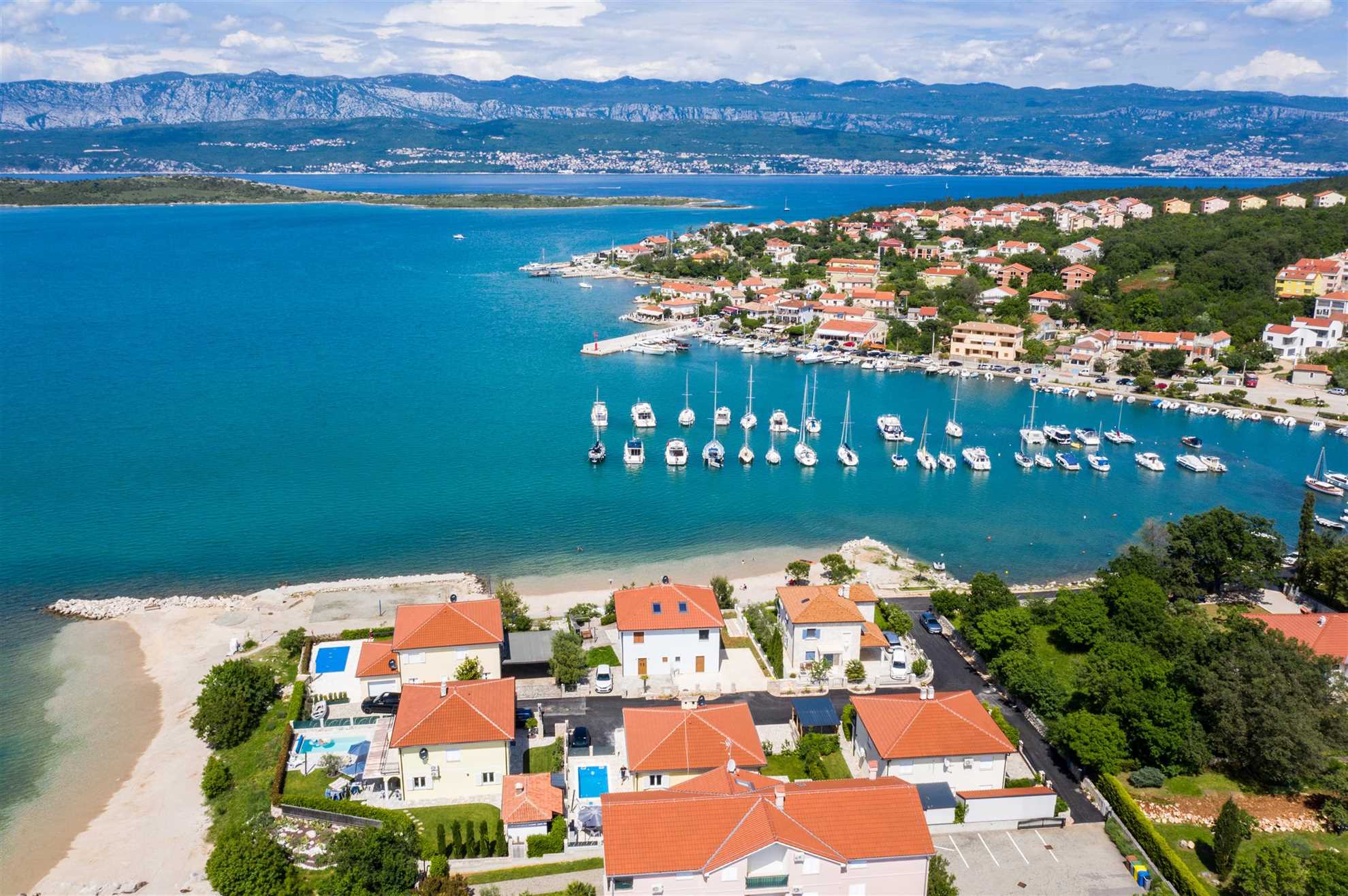 Seafront Villa Claudia with a panoramic Seaview and a swimming pool