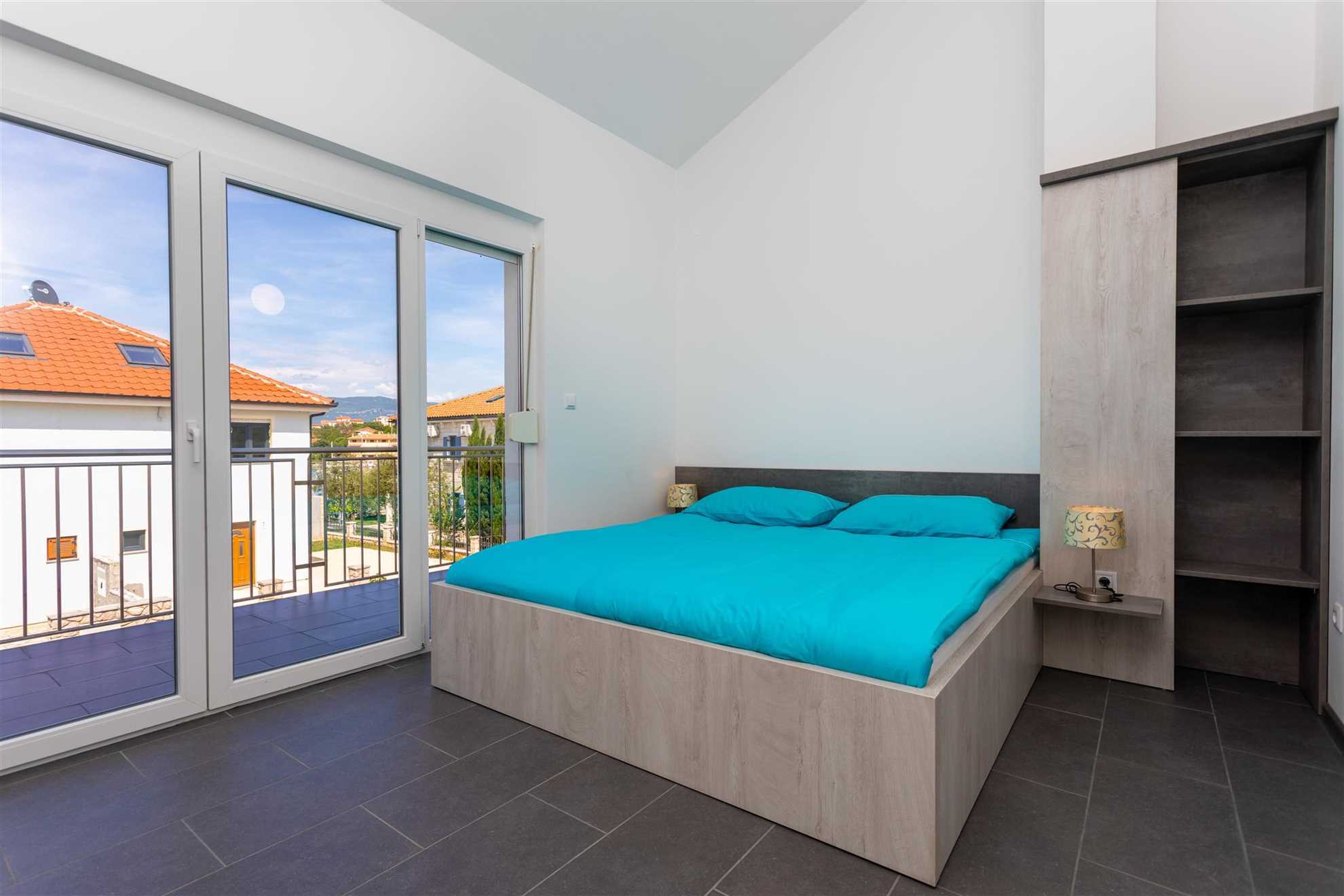 Villa Oasis with swimming pool, Seaview, outdoor kitchen, SUP, kayak and bikes