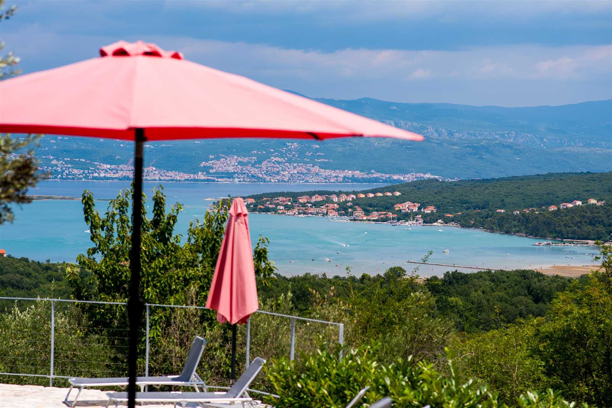 Holiday apartment Angelina with Seaview and swimming pool