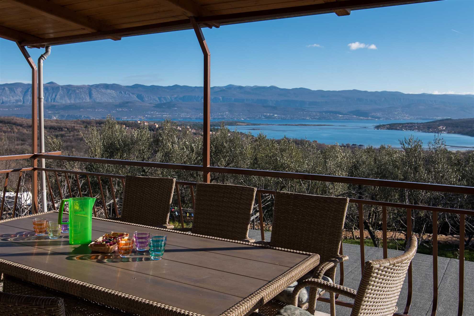 Holiday apartment Angelina with Seaview and swimming pool