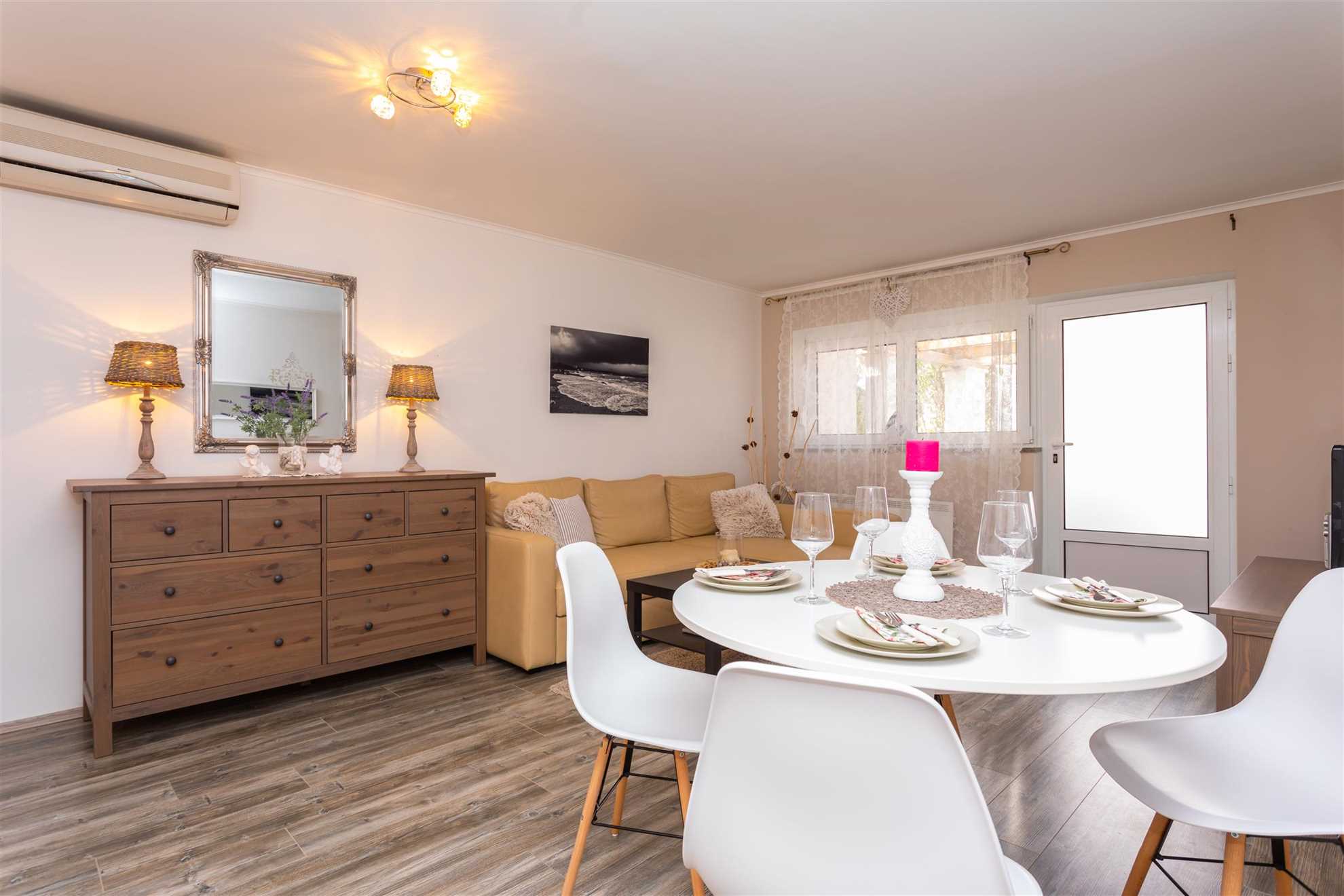 Seaside apartment with panoramic Seaview