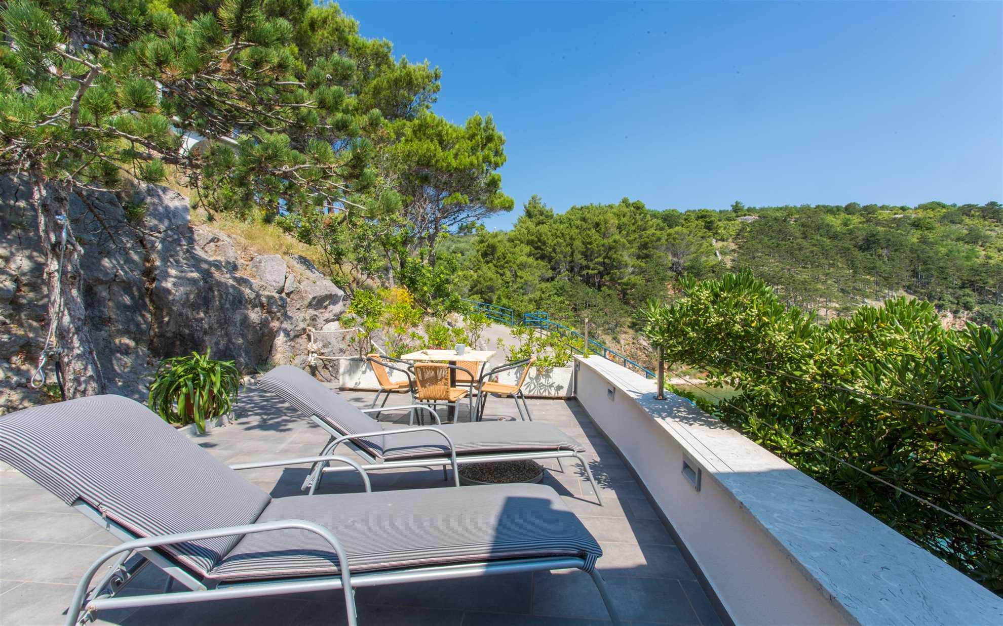 Seaside apartment with panoramic Seaview