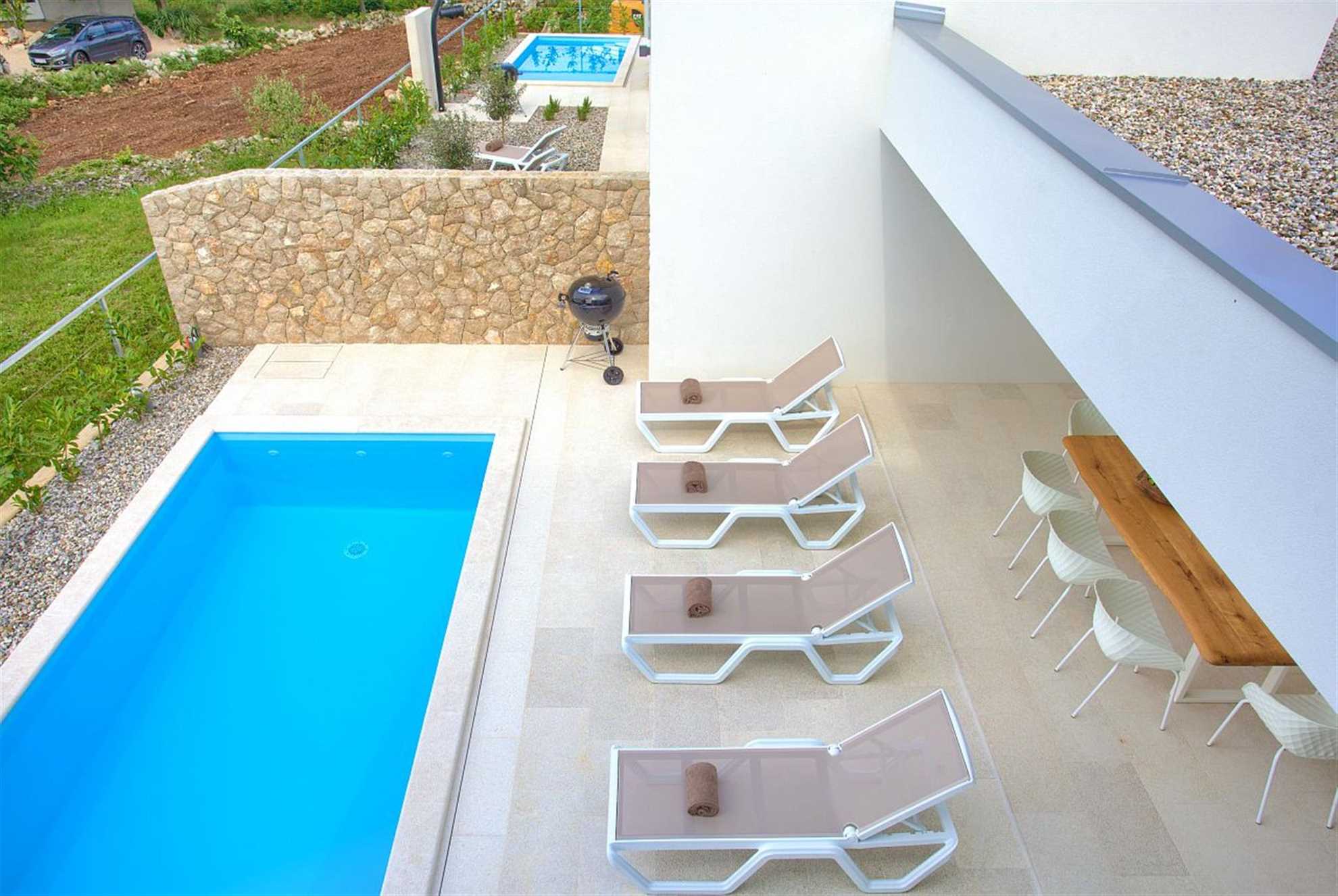 Villa Terra mit beheiztem Pool