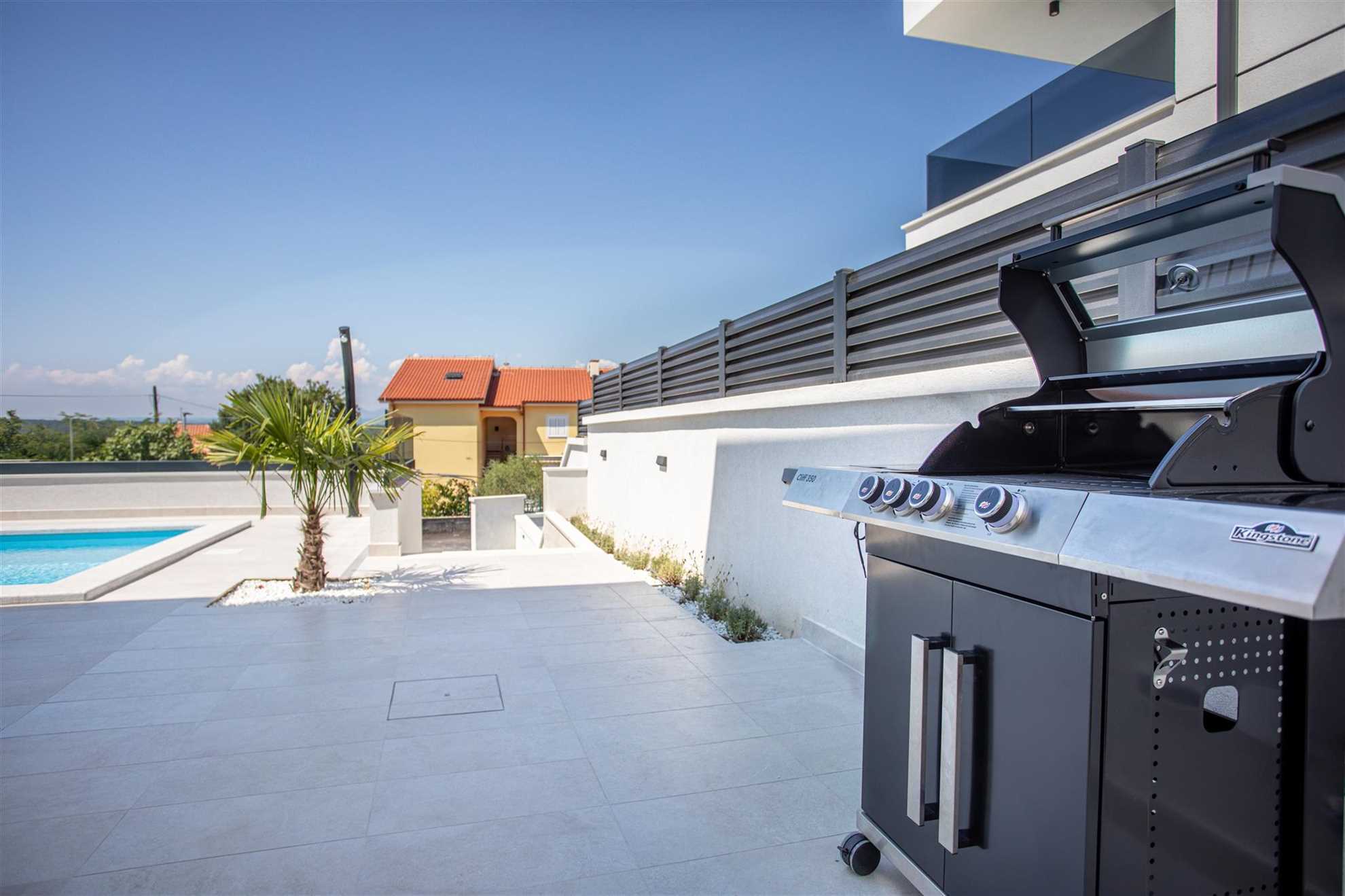 Villa Manhattan with heated pool and Seaview