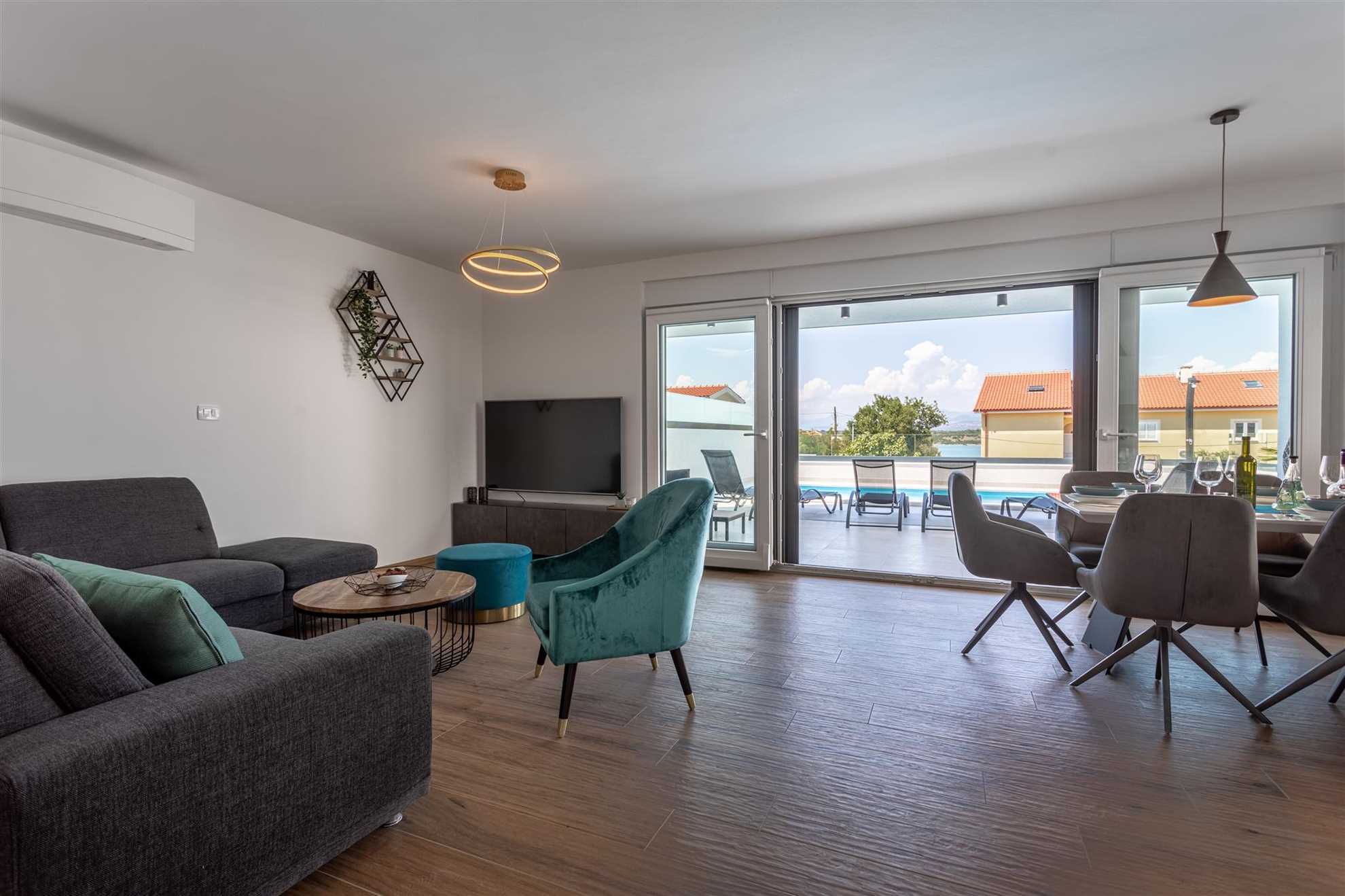 Villa Manhattan with heated pool and Seaview