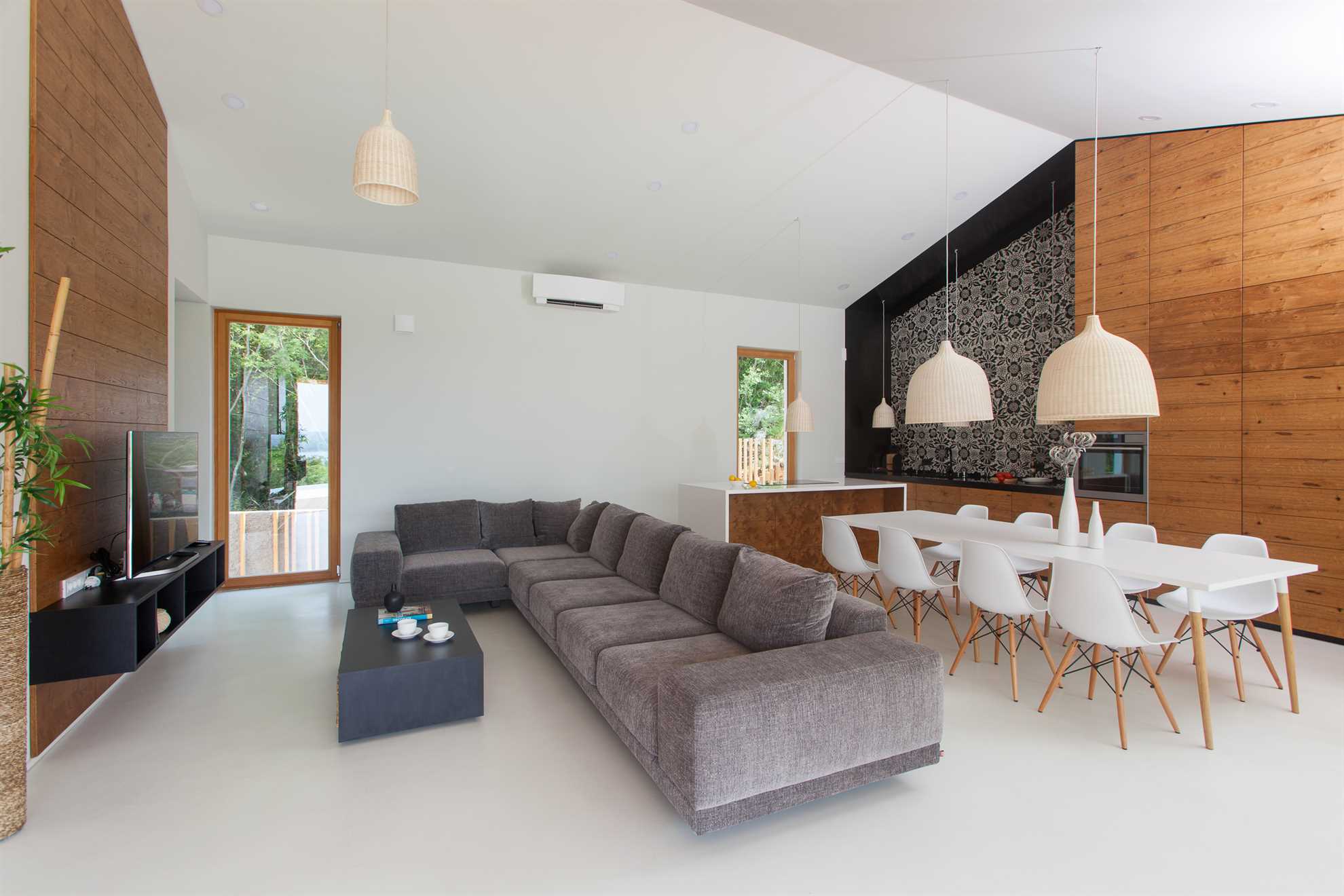 Awarded Design Villa Olea, Luxury Villa with heated pool & Seaview