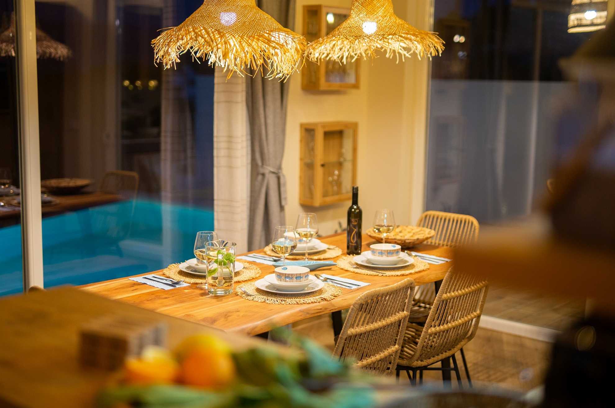 Villa Bella Vista with an infinity heated pool, sauna & Seaview