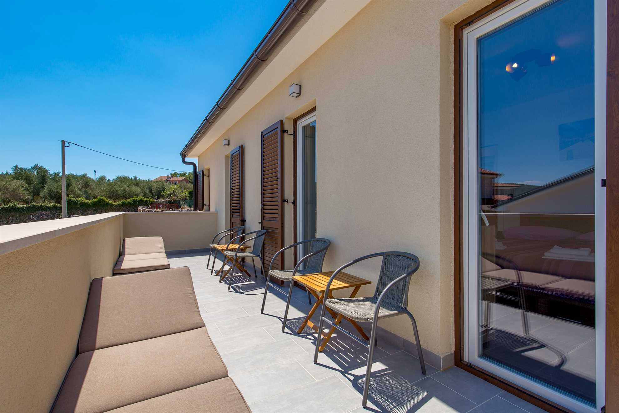 Villa Maestral mit beheiztem Pool, Fitness und Meerblick