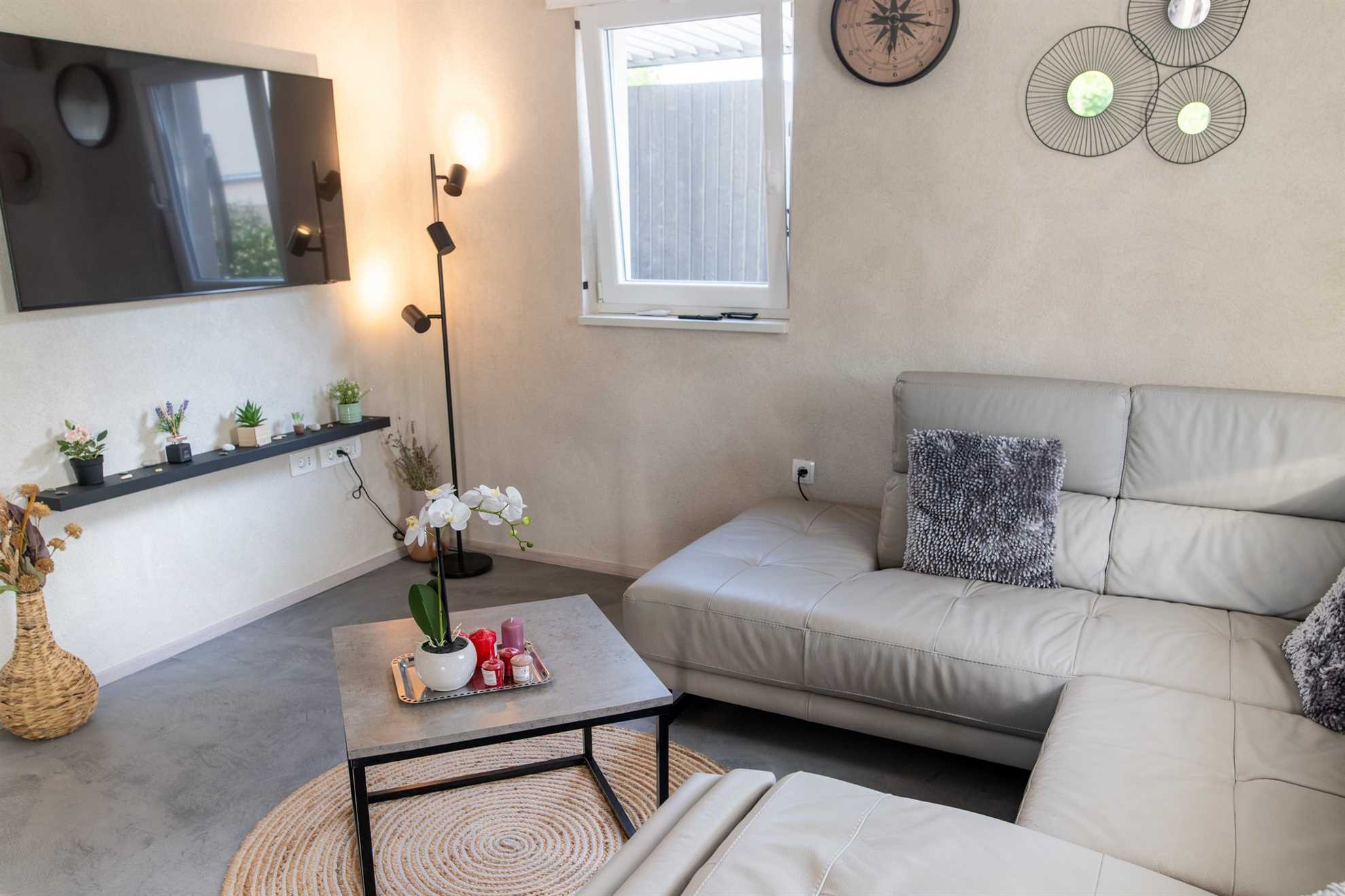 Villa Lota with a heated pool, sauna & E-car charger
