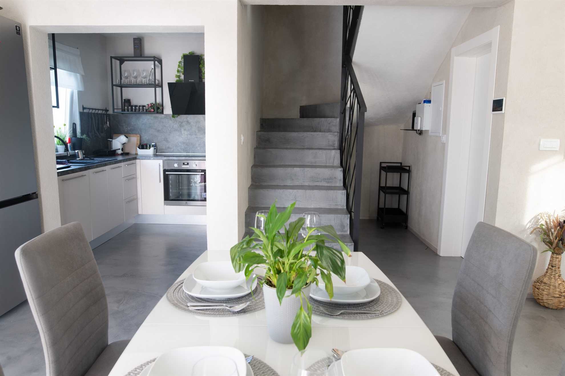Villa Lota with a heated pool, sauna & E-car charger