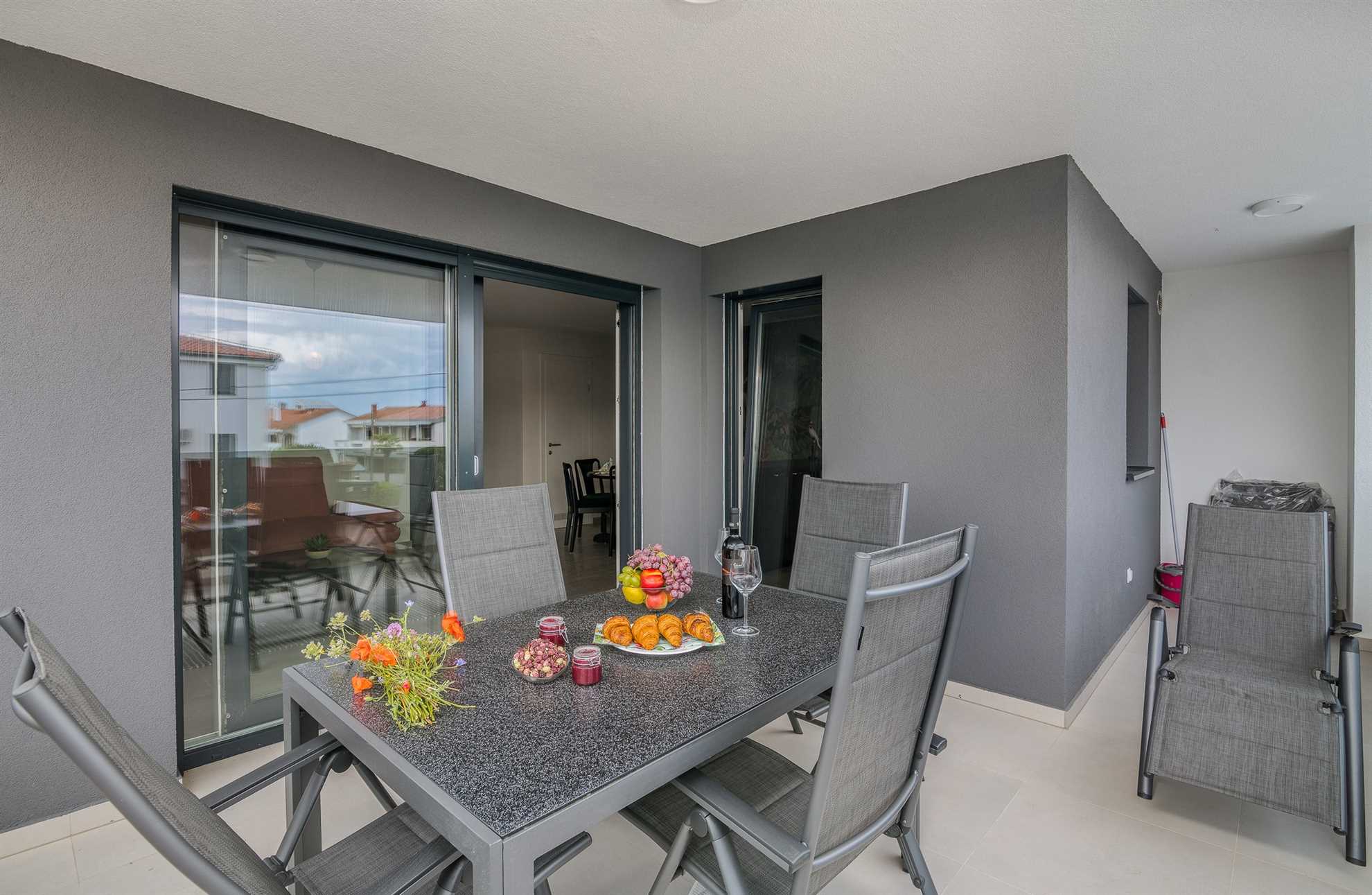 Deluxe  Apartma II. v bližini plaže
