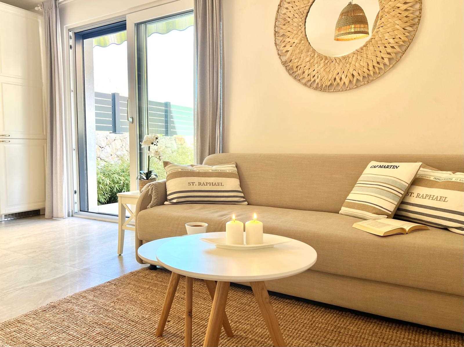 Deluxe Ferienwohnung I. mit Whirlpool in Strandnähe