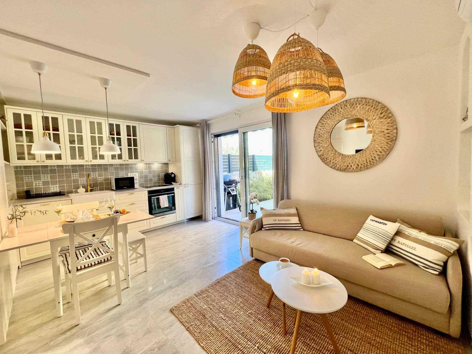 Deluxe Ferienwohnung I. mit Whirlpool in Strandnähe
