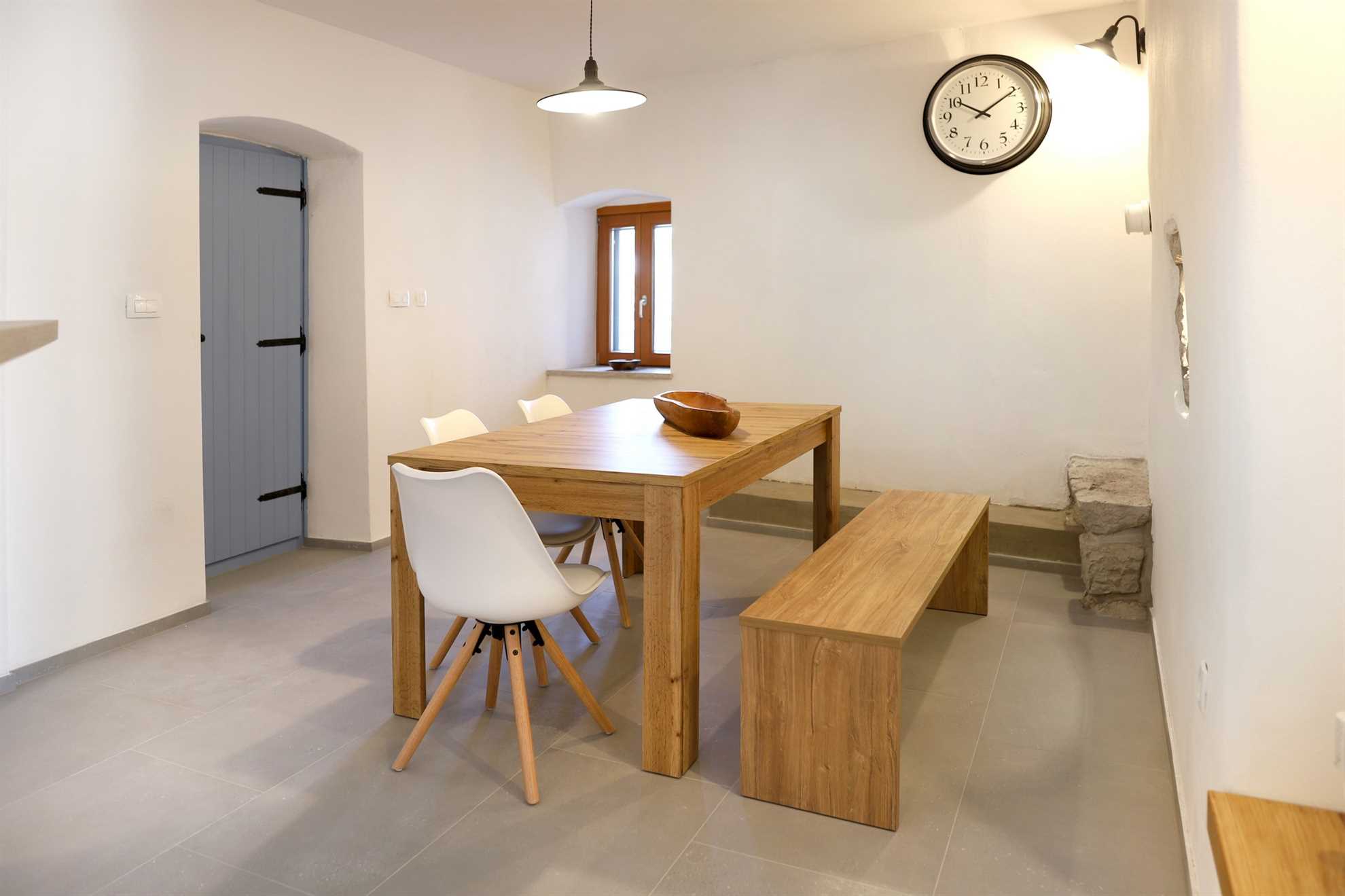 Villa Solaris with heated swimming pool, sauna & summer kitchen