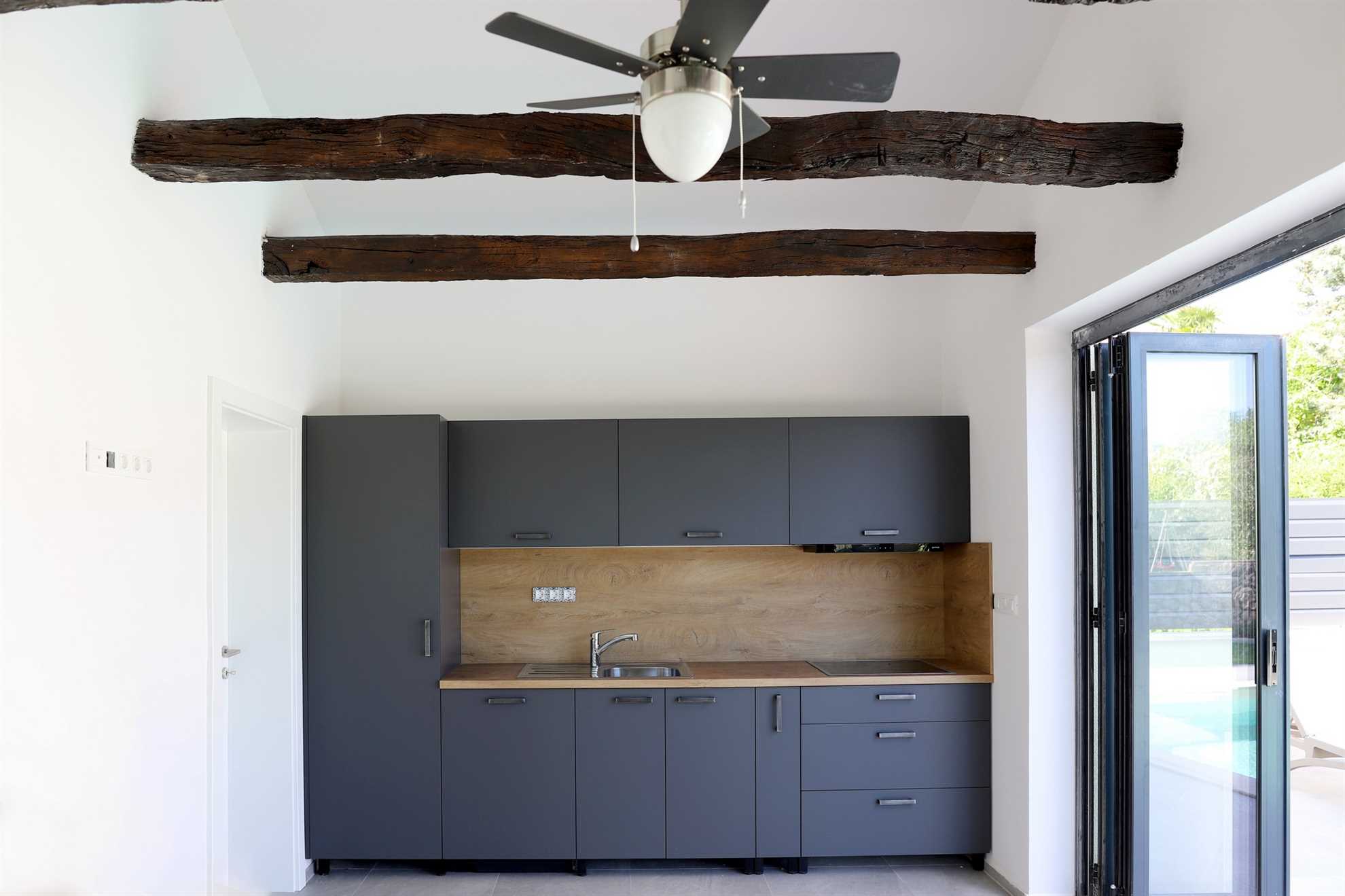 Villa Solaris with heated swimming pool, sauna & summer kitchen