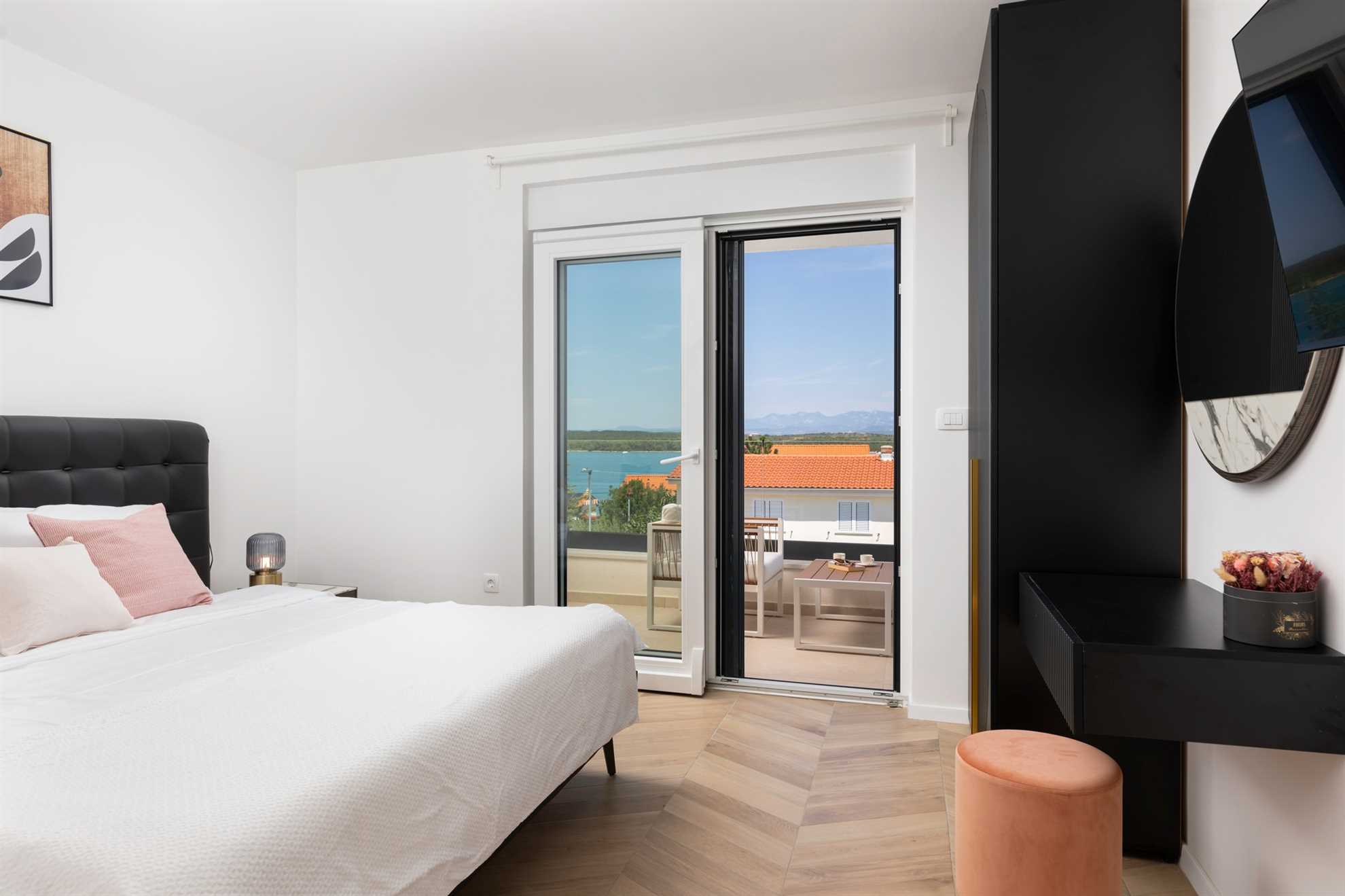 Villa Aria am Meer mit beheiztem Pool & Meerblick