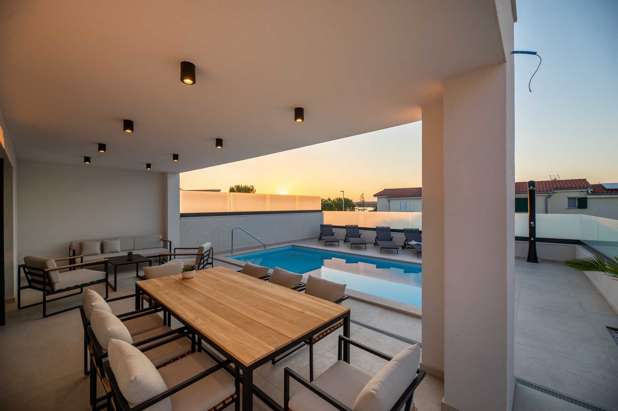 Villa Aria am Meer mit beheiztem Pool & Meerblick