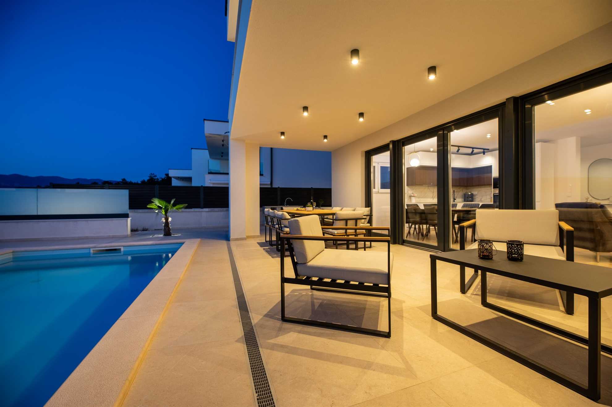Villa Aria am Meer mit beheiztem Pool & Meerblick