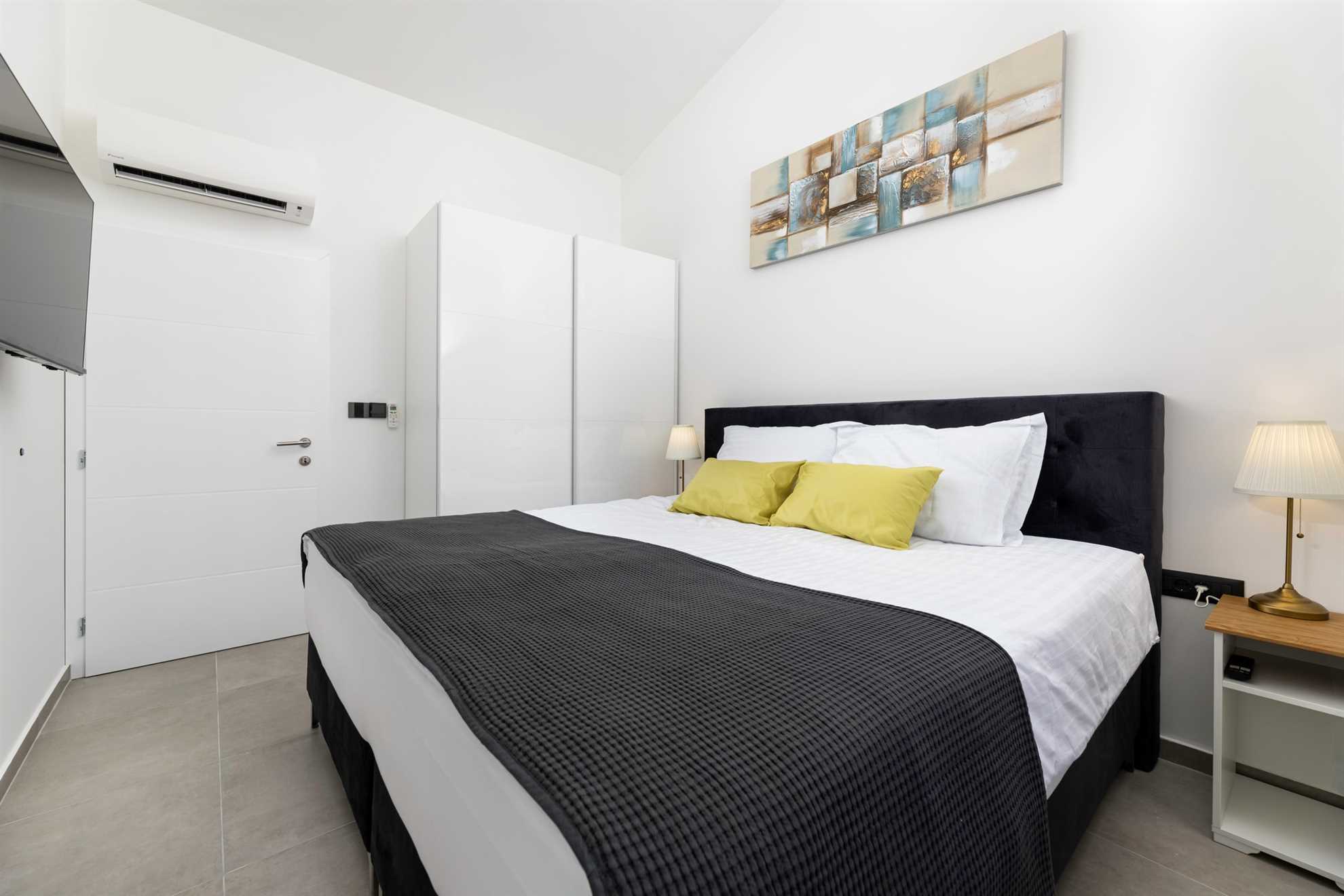 Luxury Penthouse Apartment IV. with a private Jacuzzi in Villa Adria Apartments