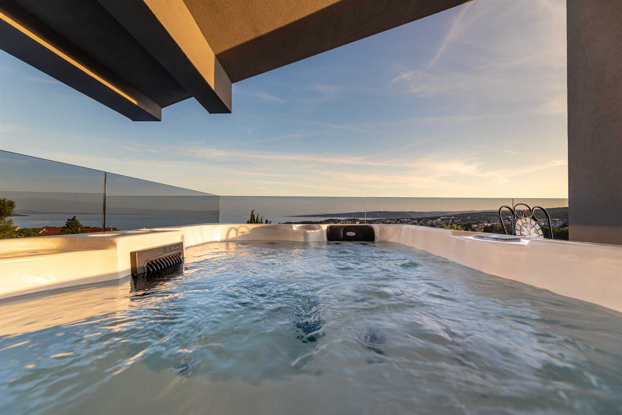 Luxury Penthouse Apartment IV. with a private Jacuzzi in Villa Adria Apartments
