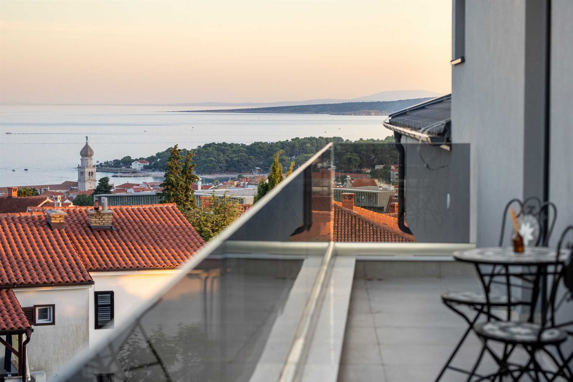 Luxury Penthouse Apartment IV. with a private Jacuzzi in Villa Adria Apartments
