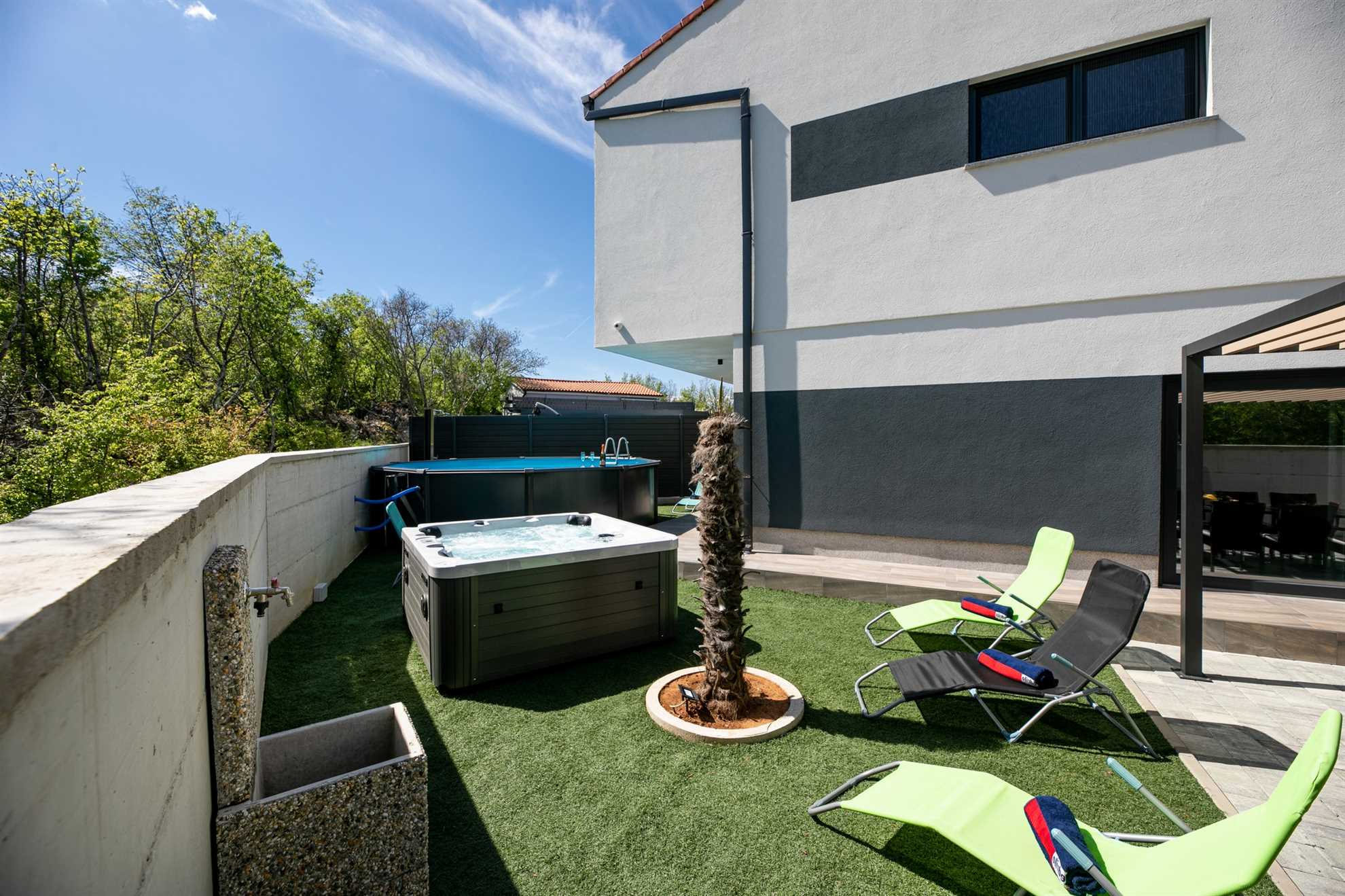 Villa Veroniq z bazenom & jacuzzijem