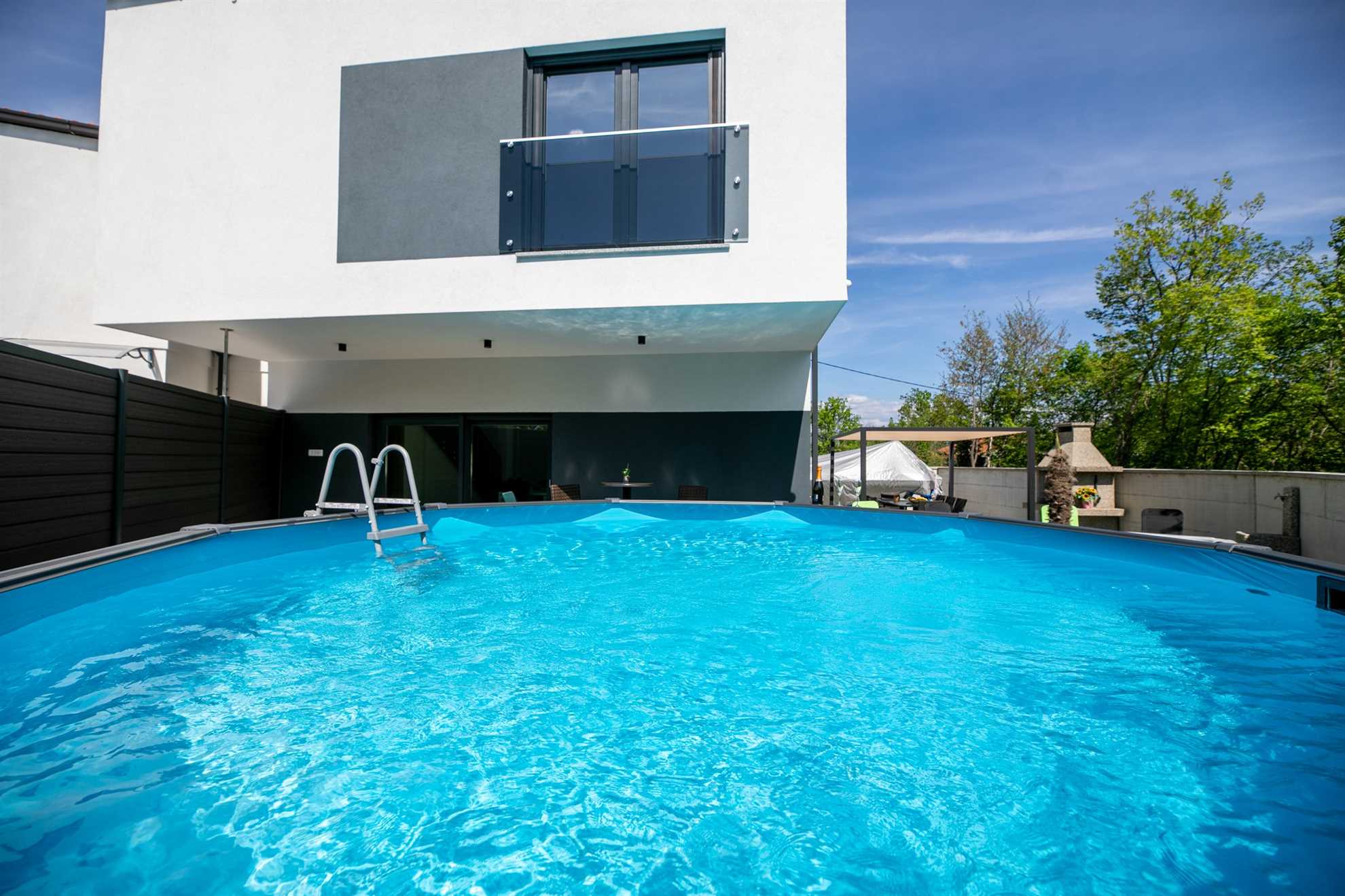 Villa Veroniq z bazenom & jacuzzijem