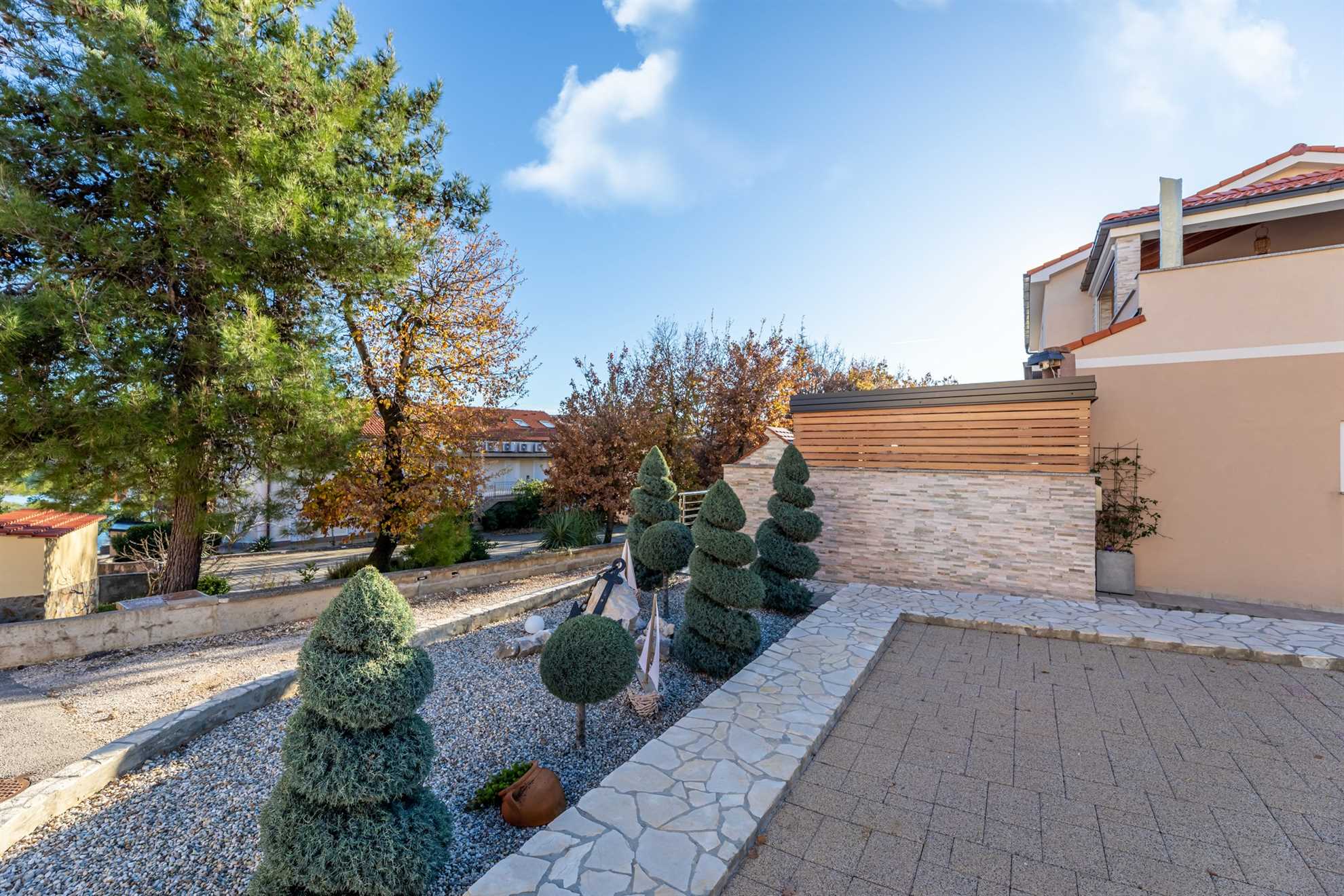 Holiday apartment Taja with Jacuzzi