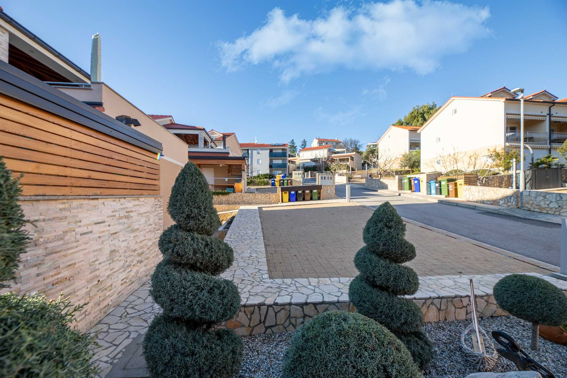 Holiday apartment Taja with Jacuzzi