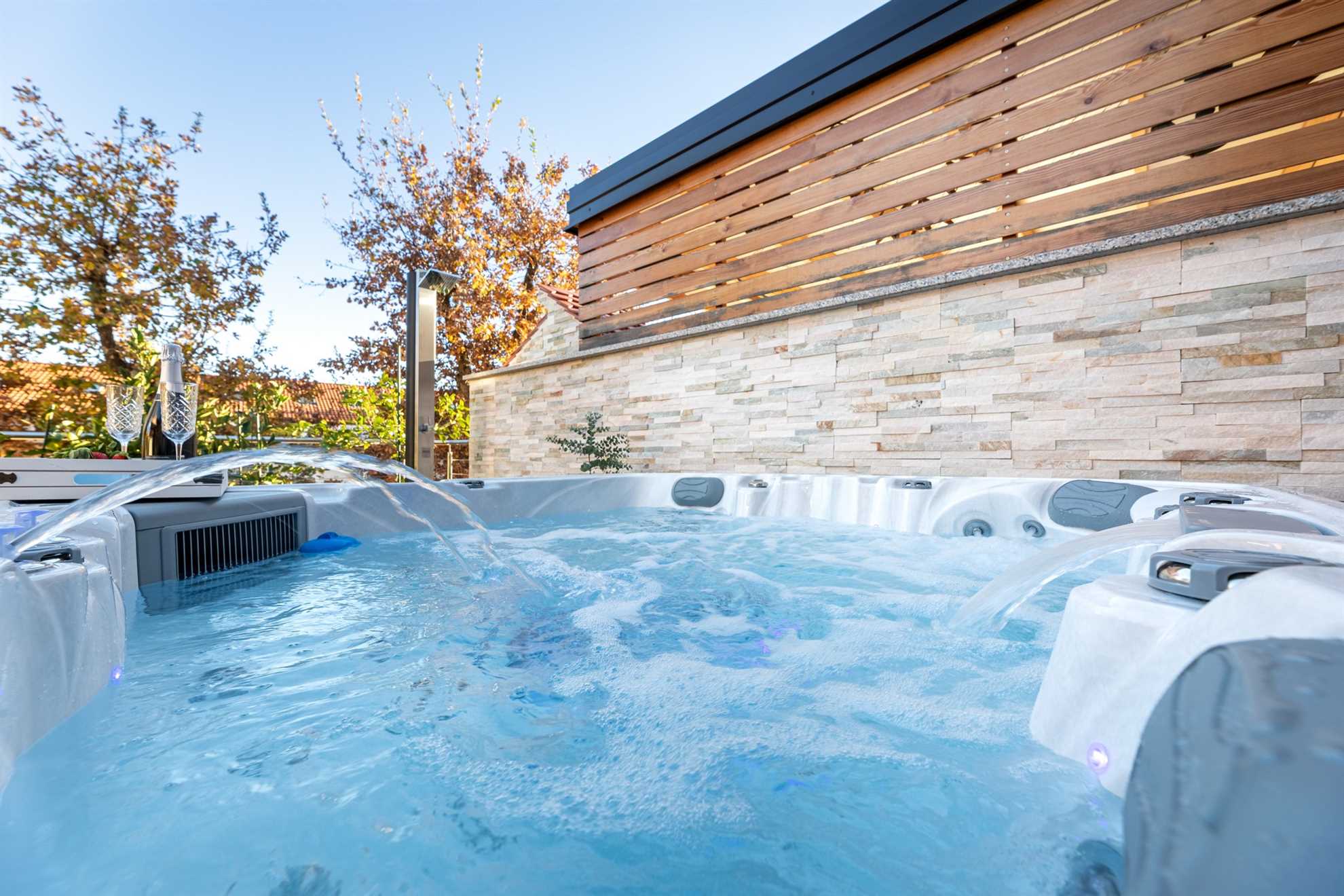 Holiday apartment Taja with Jacuzzi