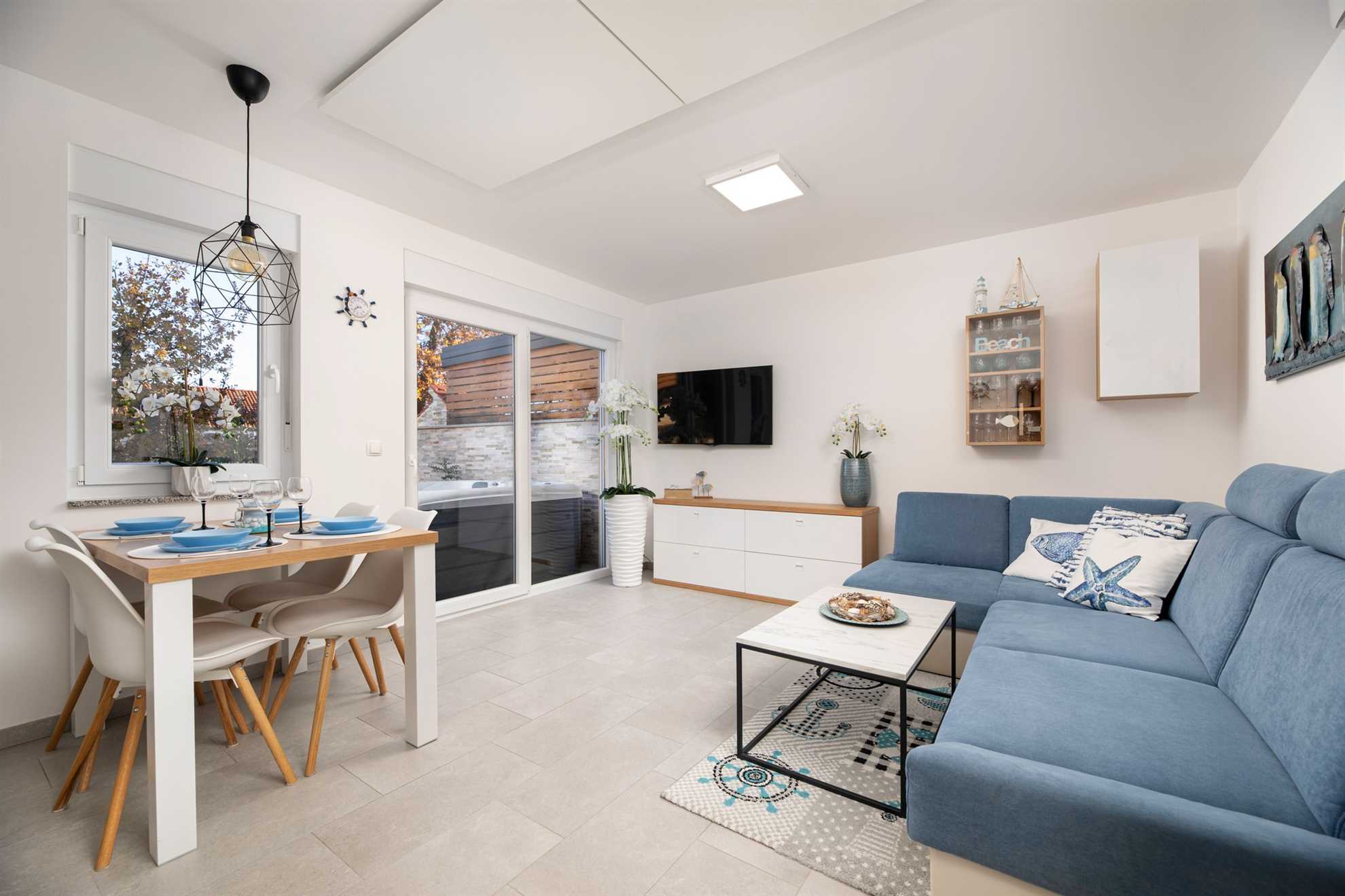 Holiday apartment Taja with Jacuzzi