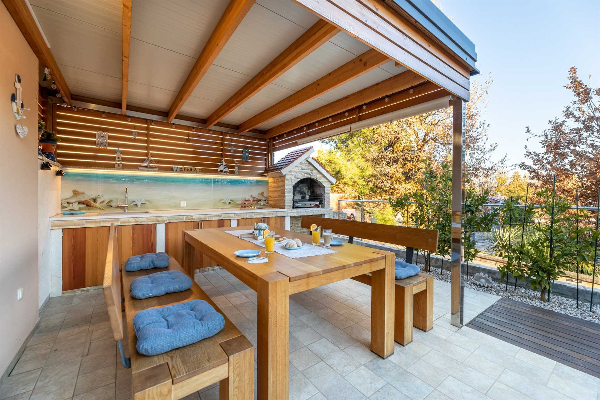 Holiday apartment Taja with Jacuzzi