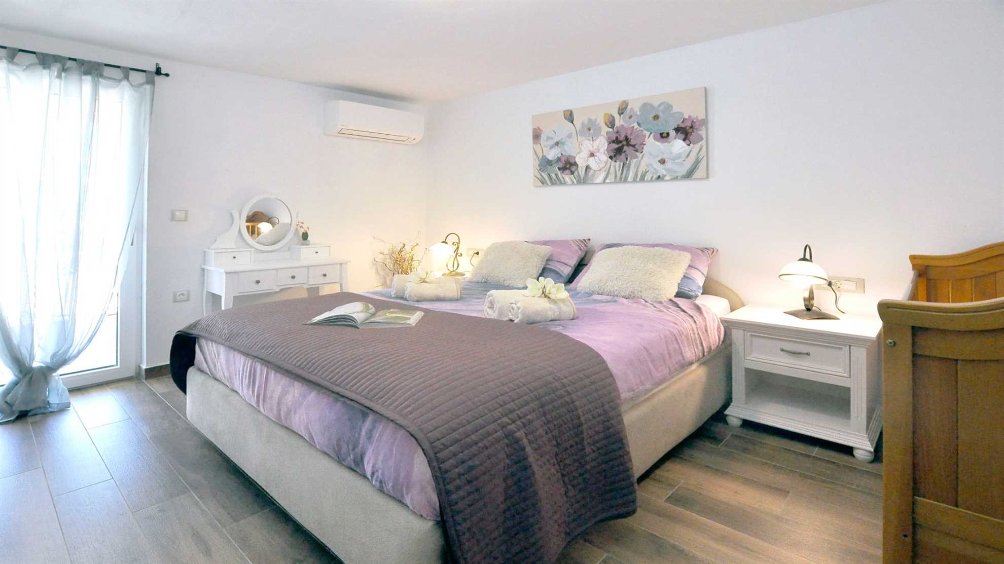 Villa Gisella with heated swimming pool