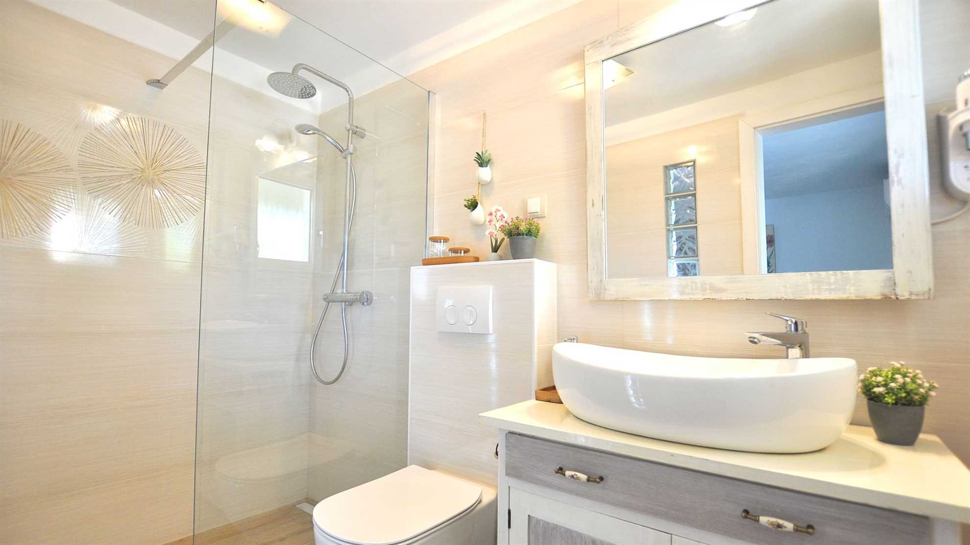 Villa Gisella with heated swimming pool