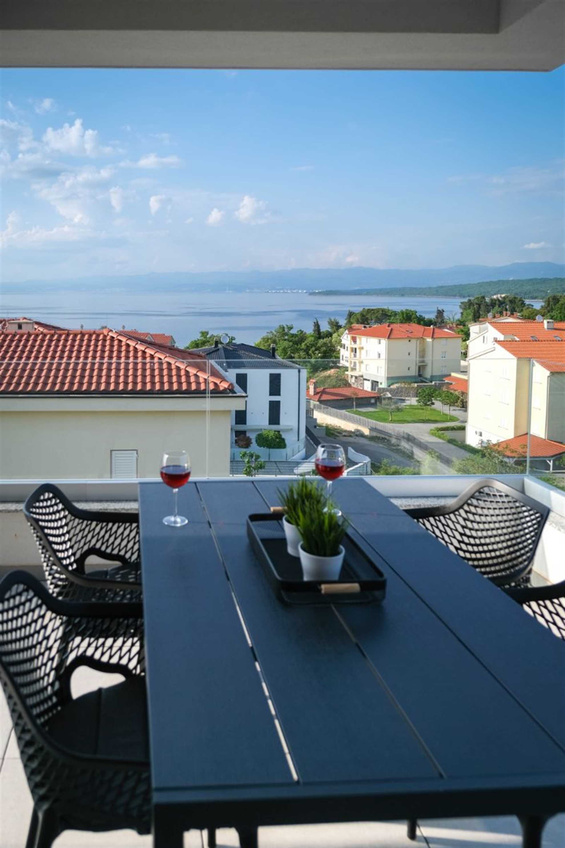 Sunset Royal Apartment II. with a beautiful Seaview