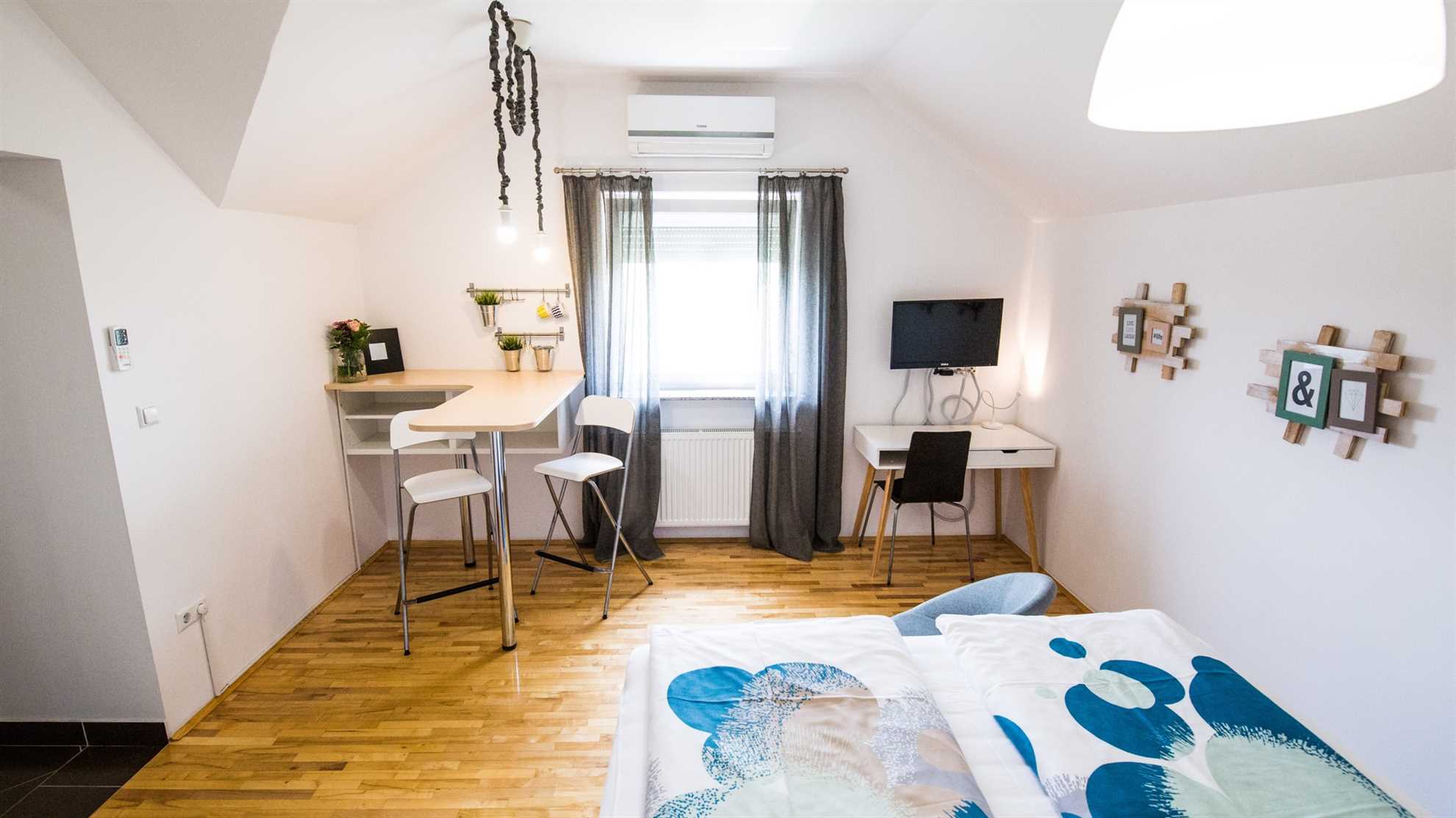 S1-Double Room With Garden View