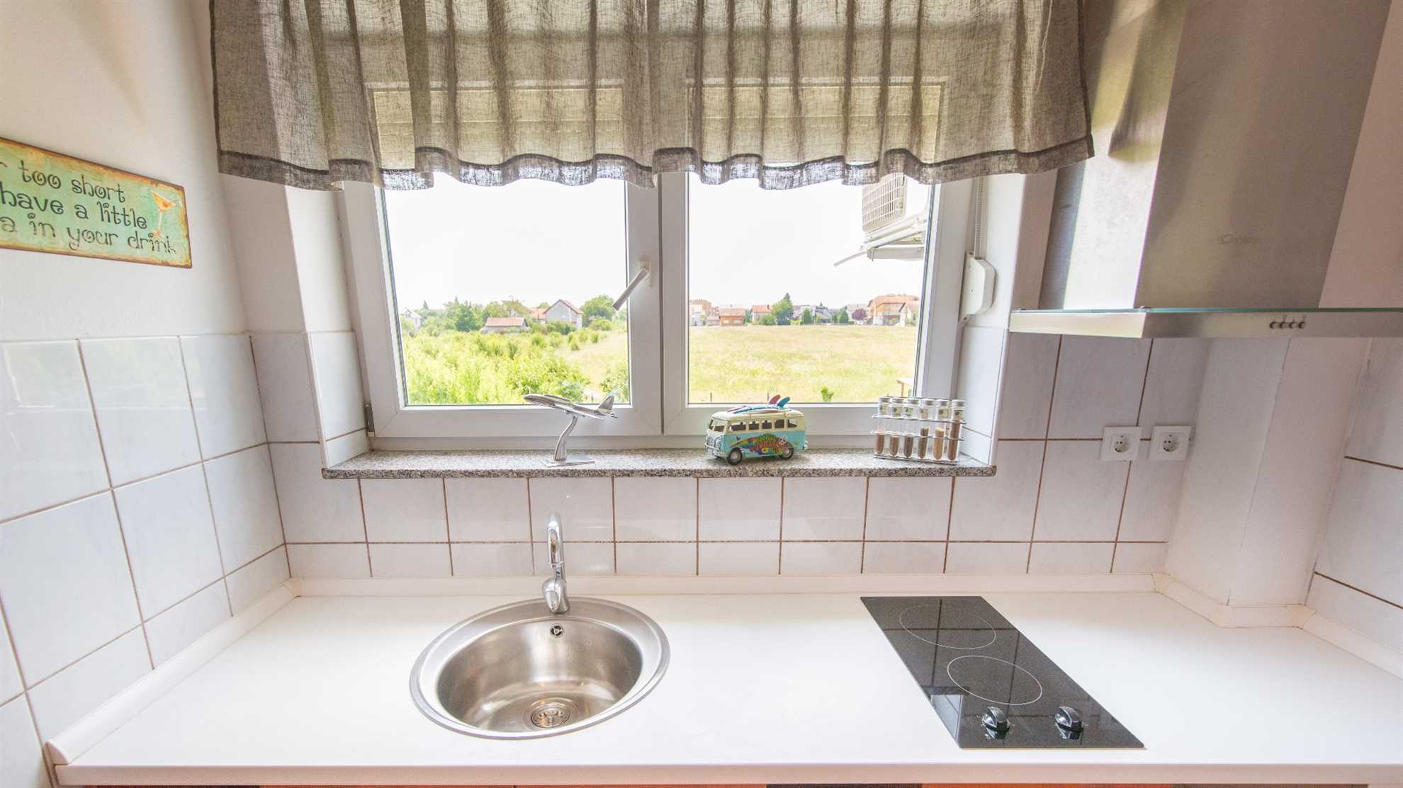 A1-Apartment with Garden View