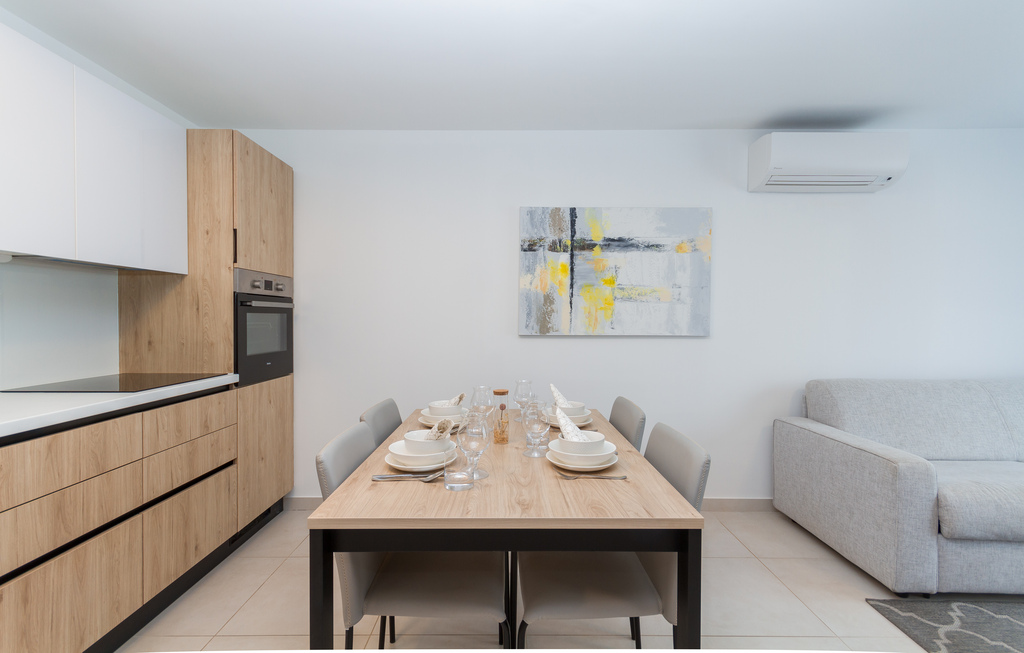 Garden Palace – One bedroom apartment Marjeta
