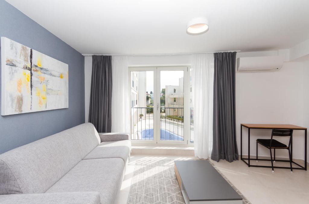 Garden Palace - One Bedroom Apartment Da Matteo