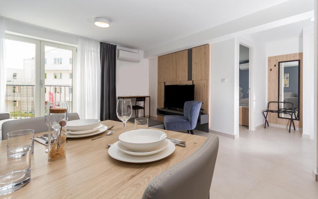 Garden Palace - One Bedroom Apartment Da Matteo